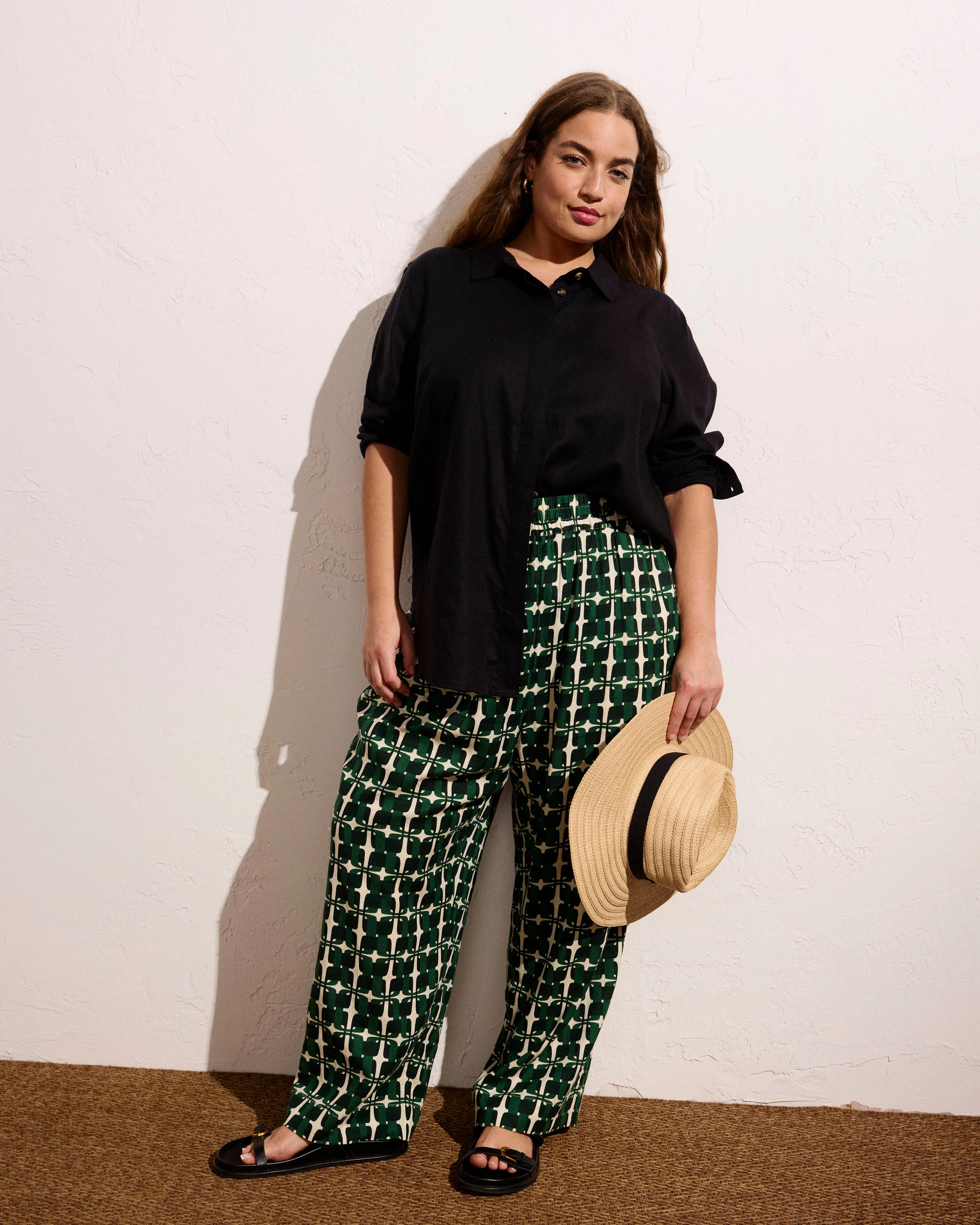 Iris Linen Blend Easy Pull-On Pants - Green Trellis Print sold by Universal Standard