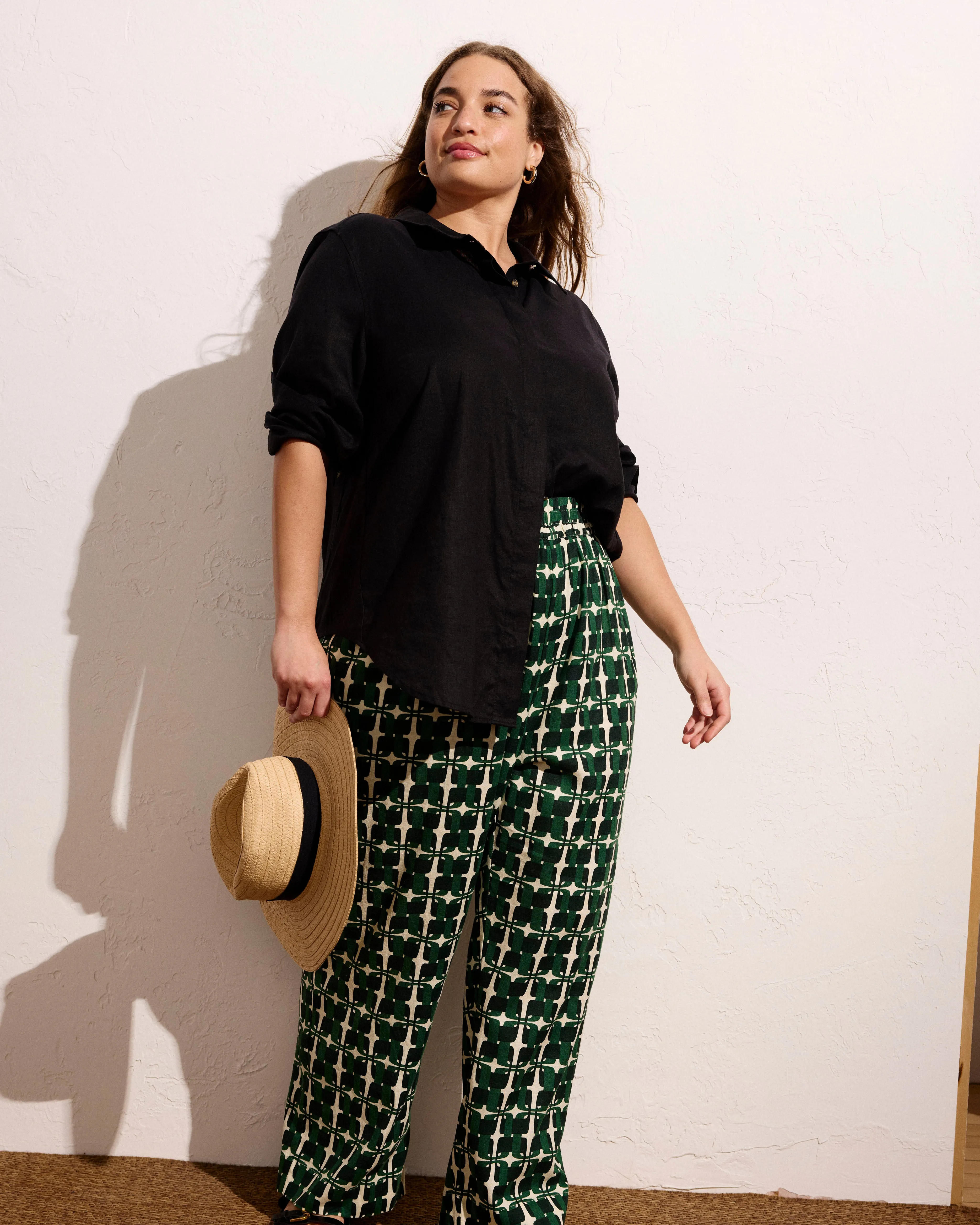 Iris Linen Blend Easy Pull-On Pants - Green Trellis Print sold by Universal Standard product image thumbnail 2