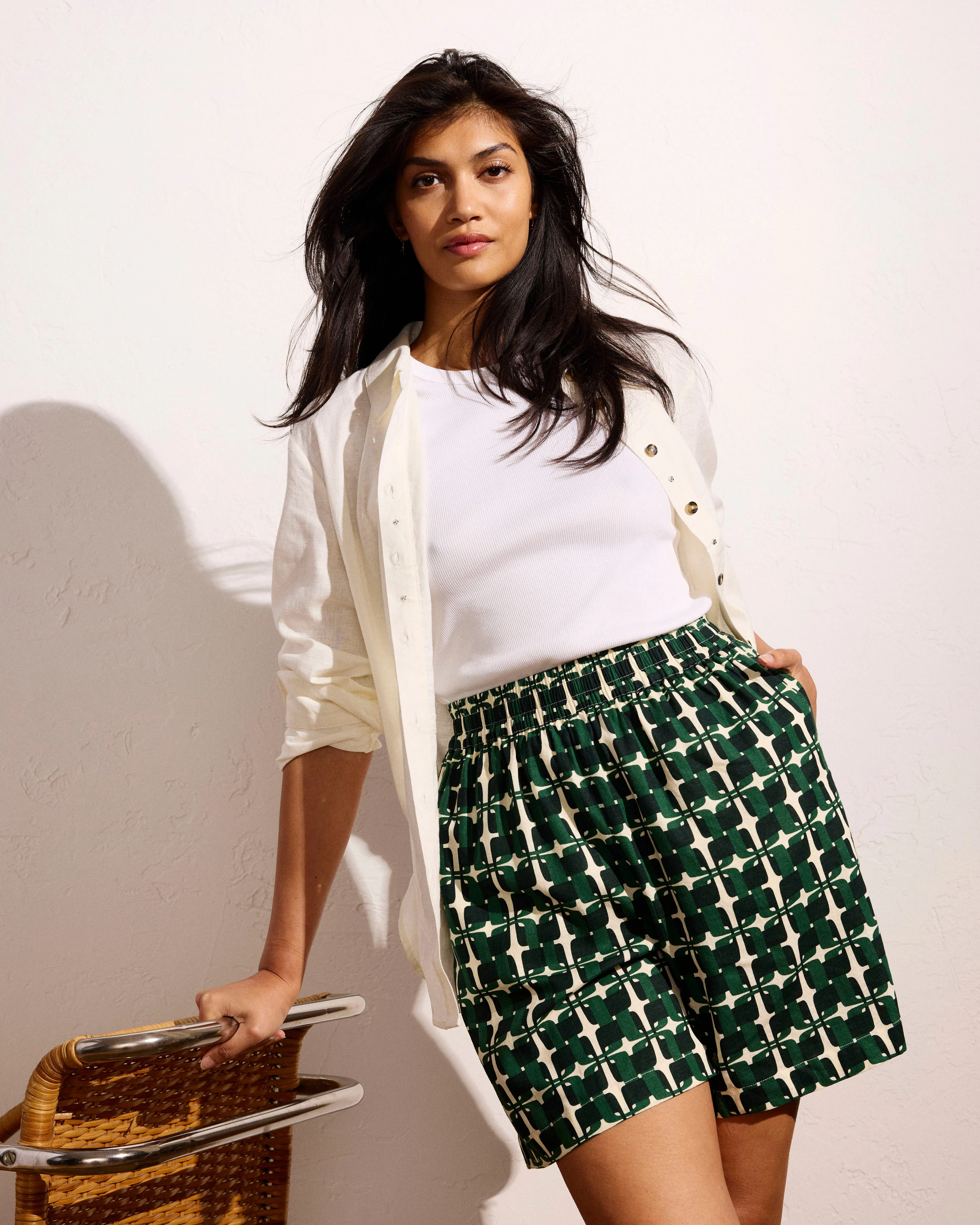 Juniper Linen Blend Easy Pull-On Shorts - Green Trellis Print sold by Universal Standard