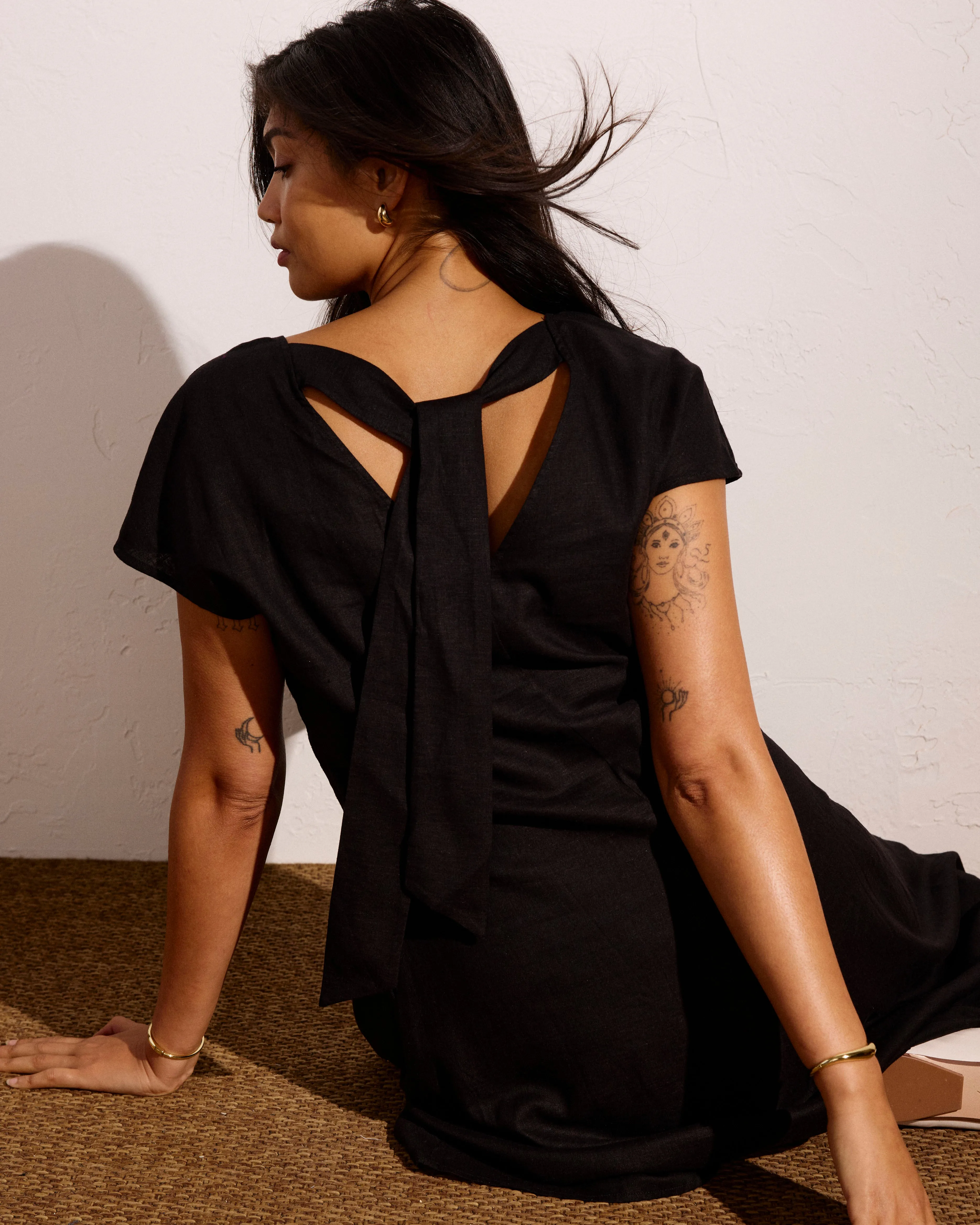 Louvre Bow Back Linen Blend Dress - Black sold by Universal Standard