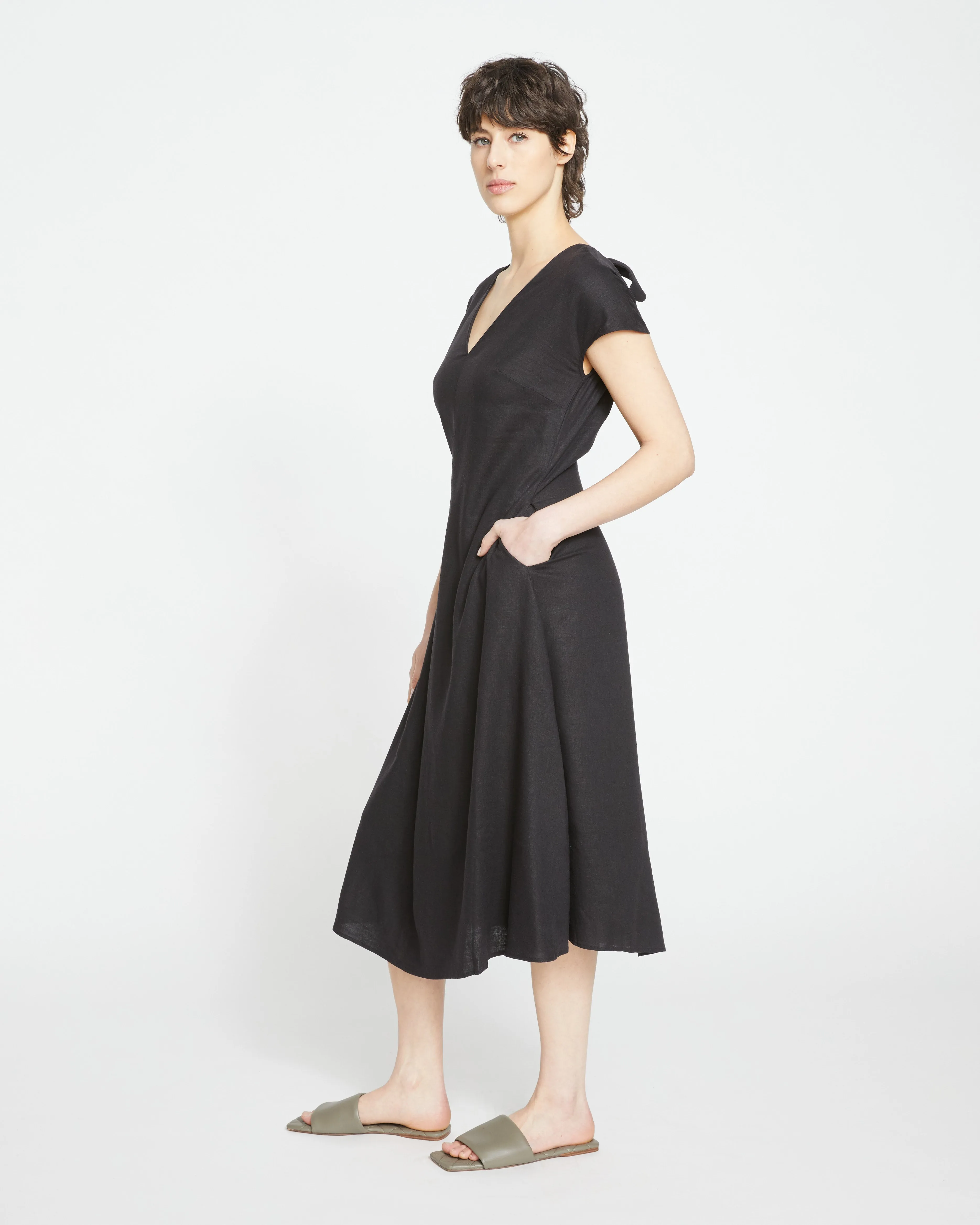 Louvre Bow Back Linen Blend Dress - Black sold by Universal Standard product image thumbnail 5