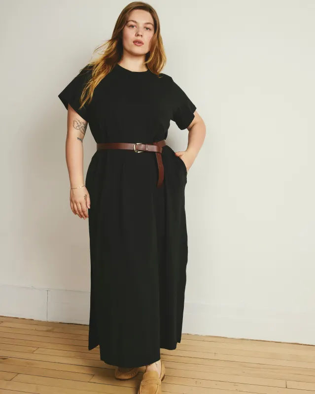 Maxi T-Shirt Dress - Black made by Universal Standard