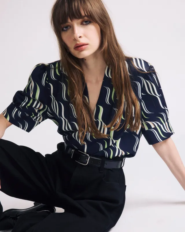 Beatrice Soft Satin Short Sleeve Top - Paddington Ribbon Print made by Universal Standard