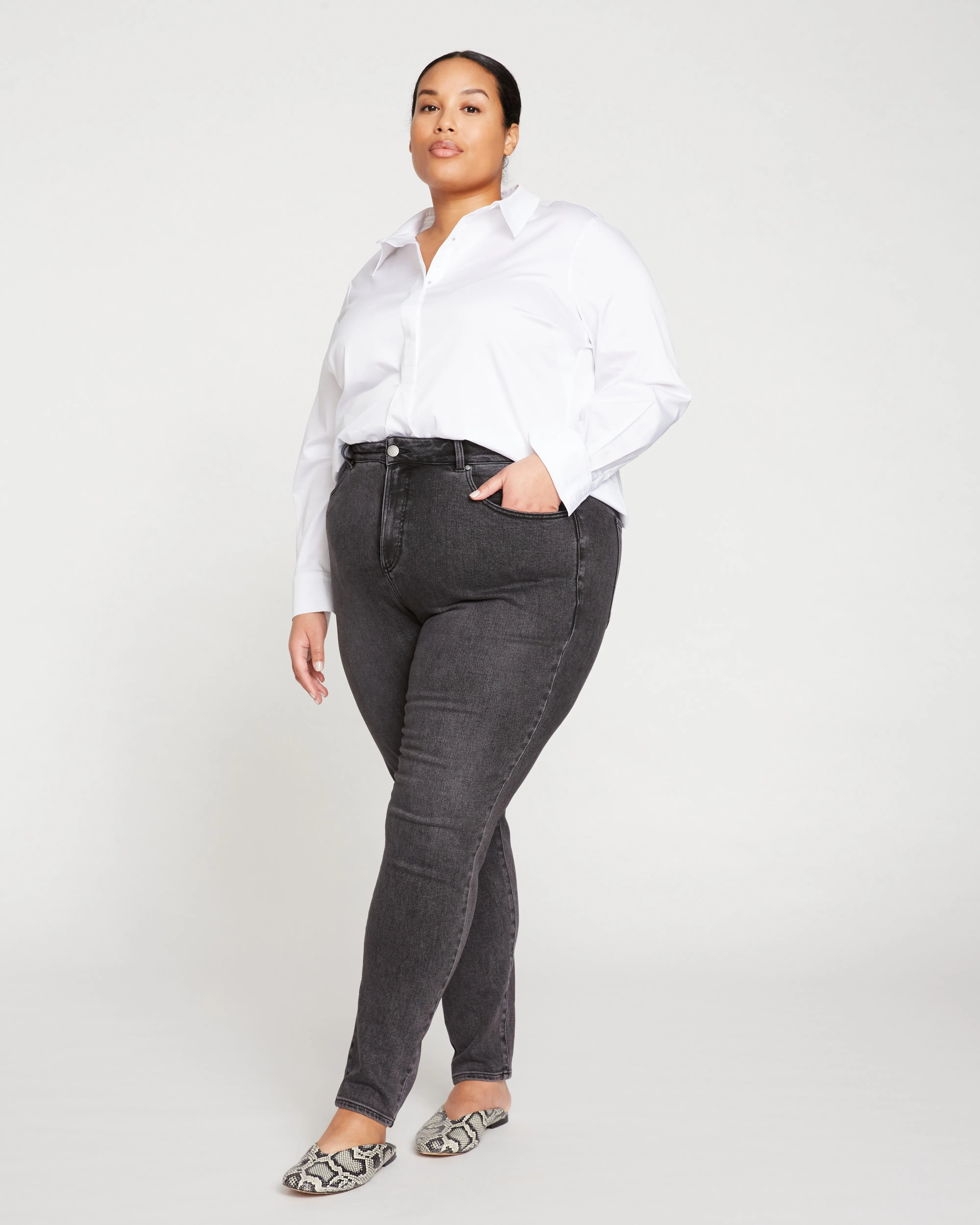 The Professional Staple sold by Universal Standard product image thumbnail 2