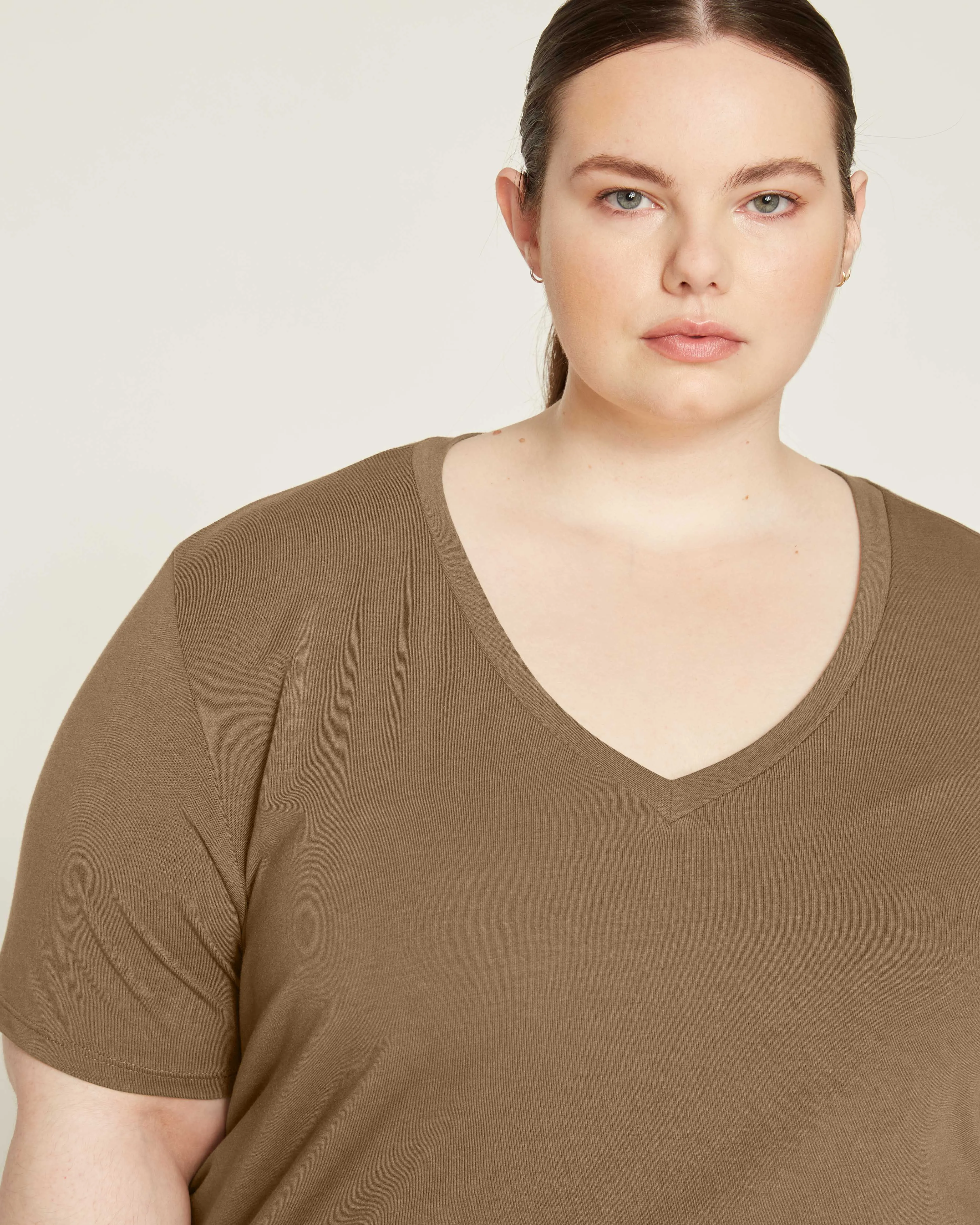 V Rex - Crocodile sold by Universal Standard