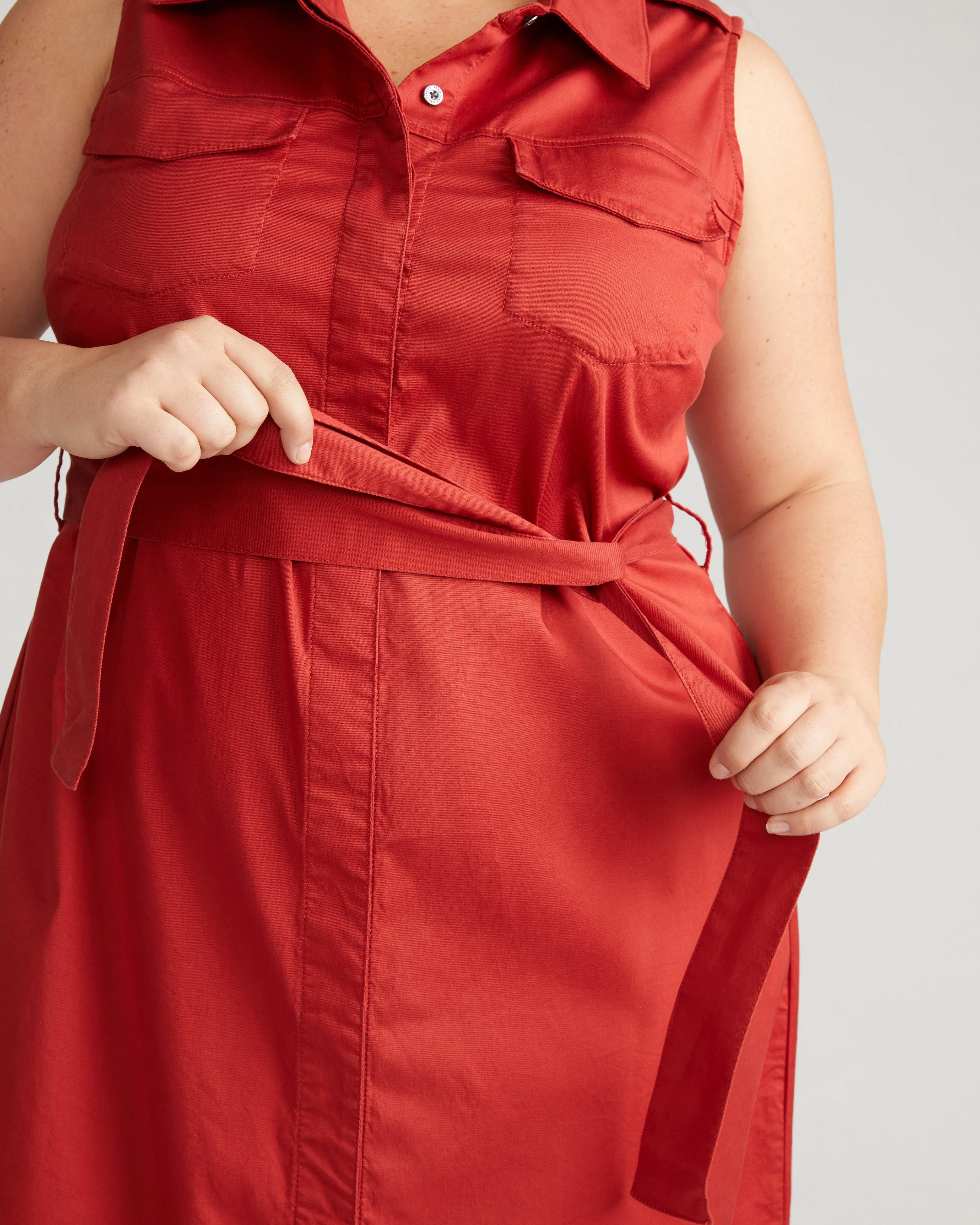 Perfect Tencel Chambray Sleeveless Savannah Shirtdress - Pomodoro sold by Universal Standard