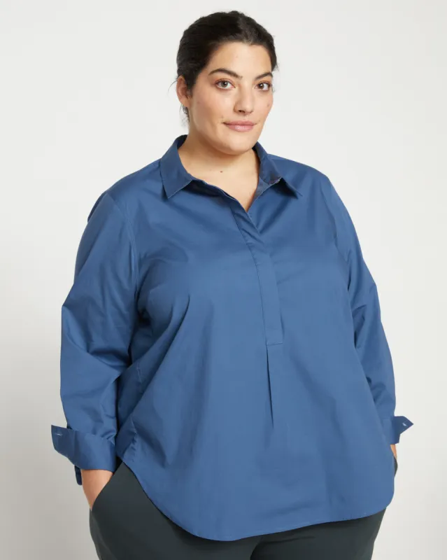 Elbe Popover Stretch Poplin Shirt Classic Fit - Bleu Scolaire sold by Universal Standard