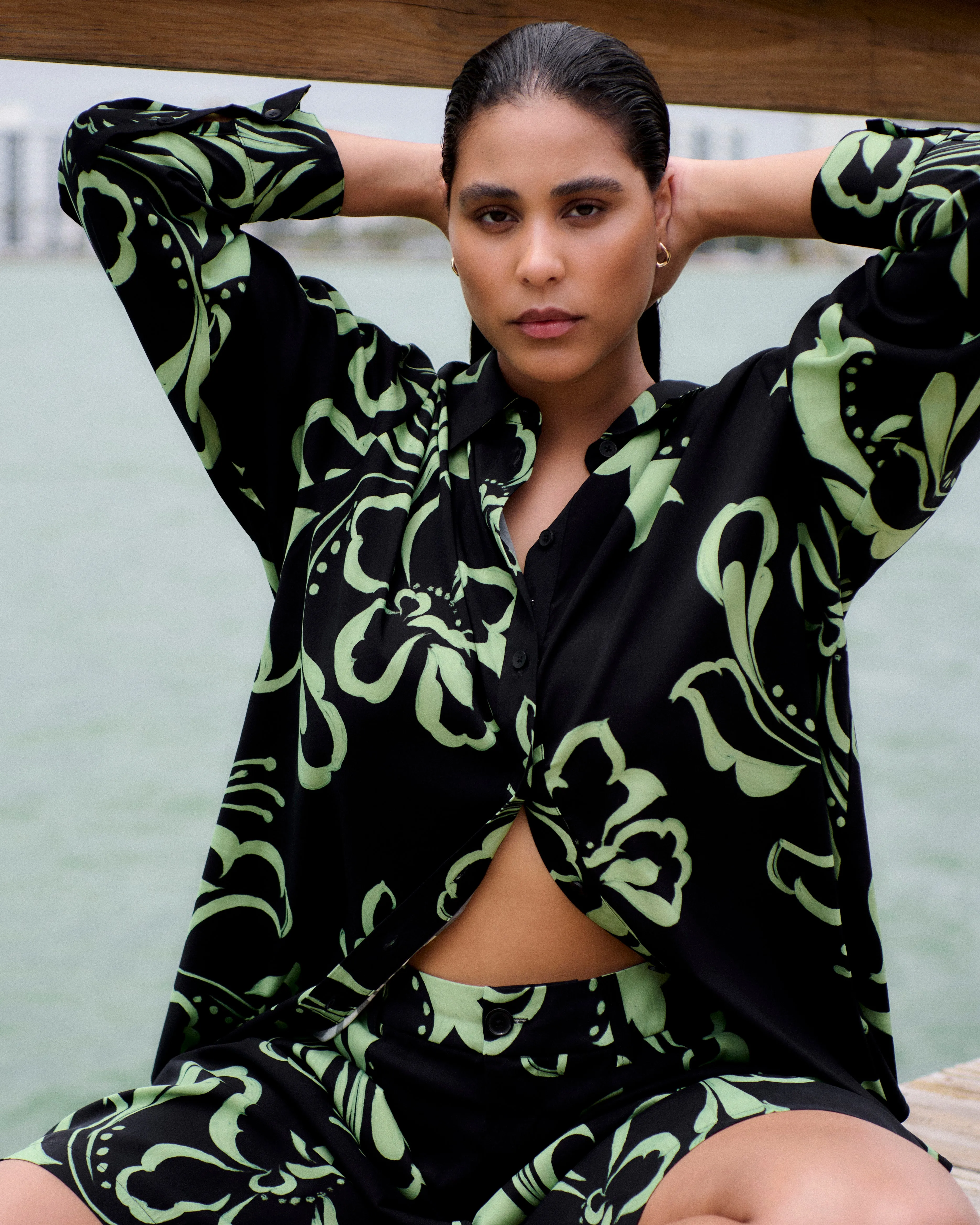 Cooling Stretch Cupro Artist Shirt - Capoterra Hibiscus sold by Universal Standard