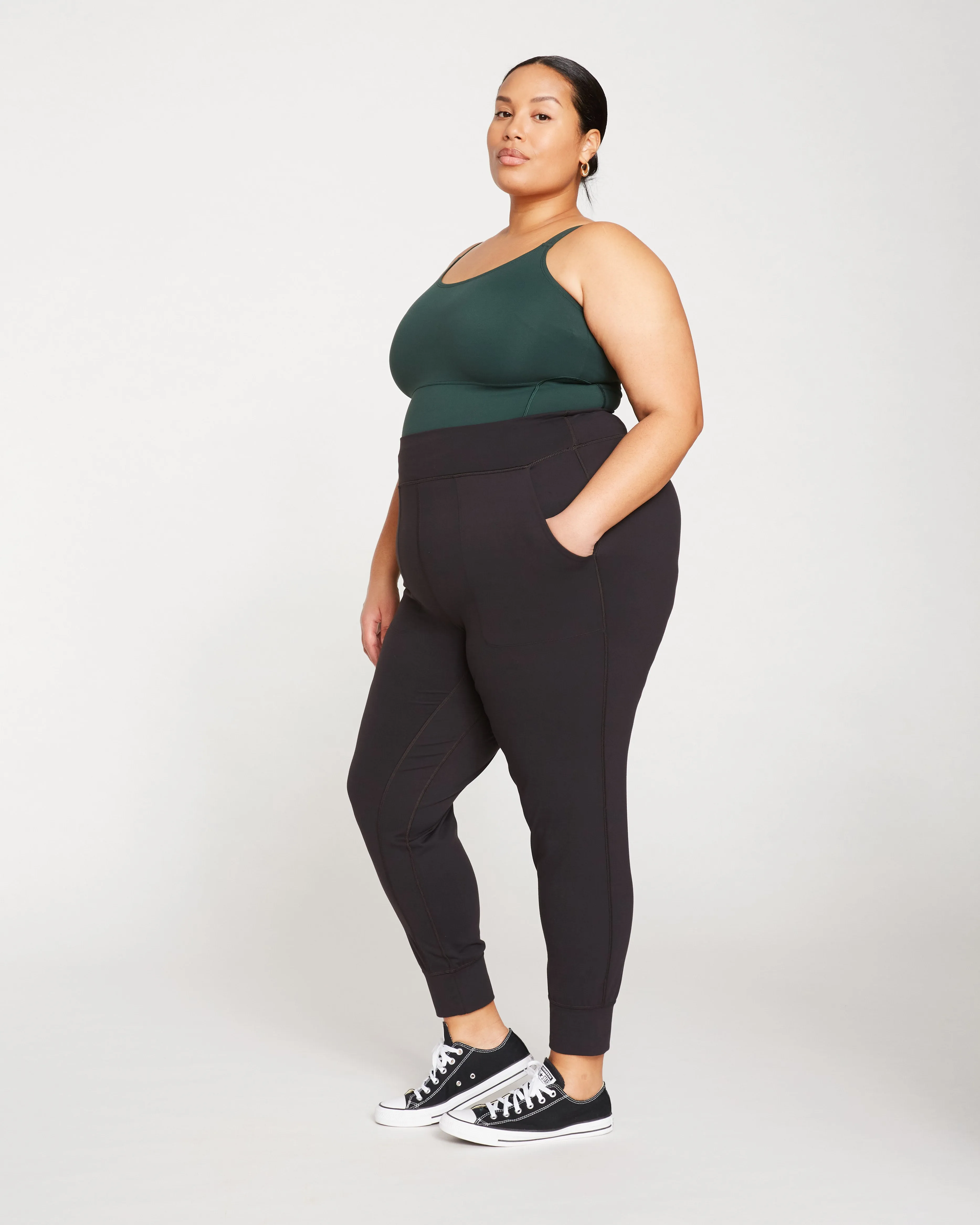 Cooper Motion Jogger - Black sold by Universal Standard product image thumbnail 3