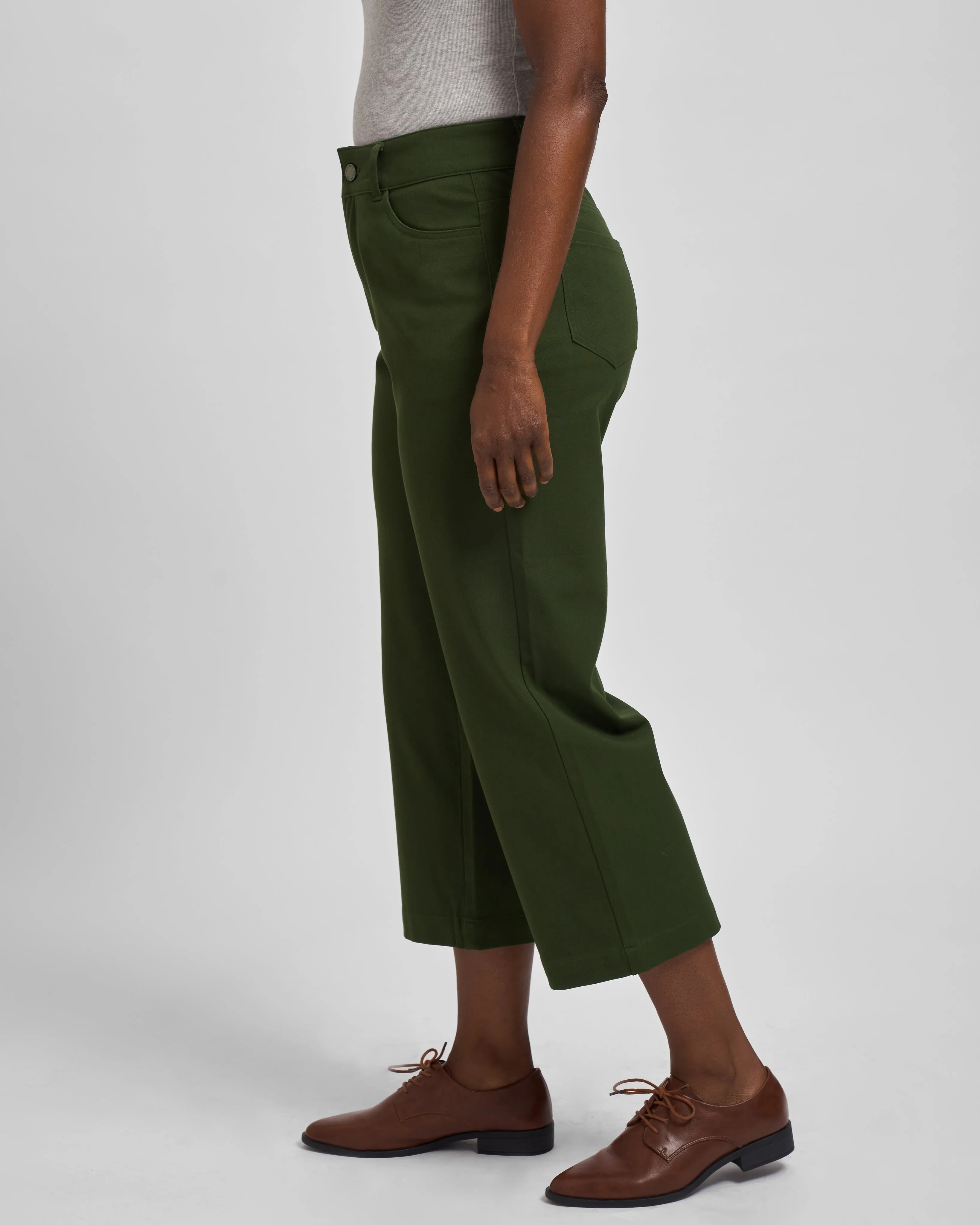 Faye Stretch Cotton Twill Boyfriend Crop Pants - Emerald sold by Universal Standard product image thumbnail 3