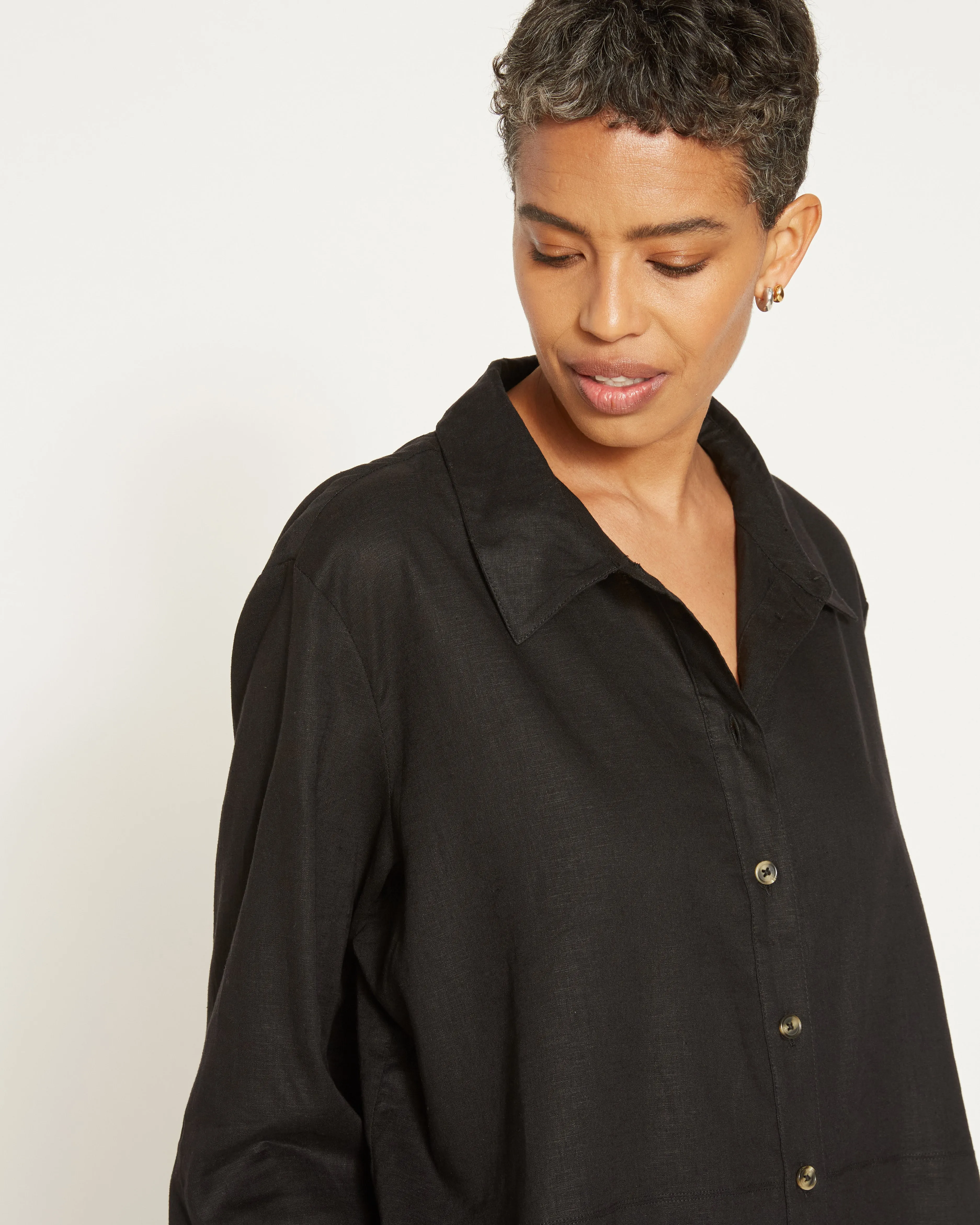 Dawn Linen Hi Low Tunic - Black sold by Universal Standard