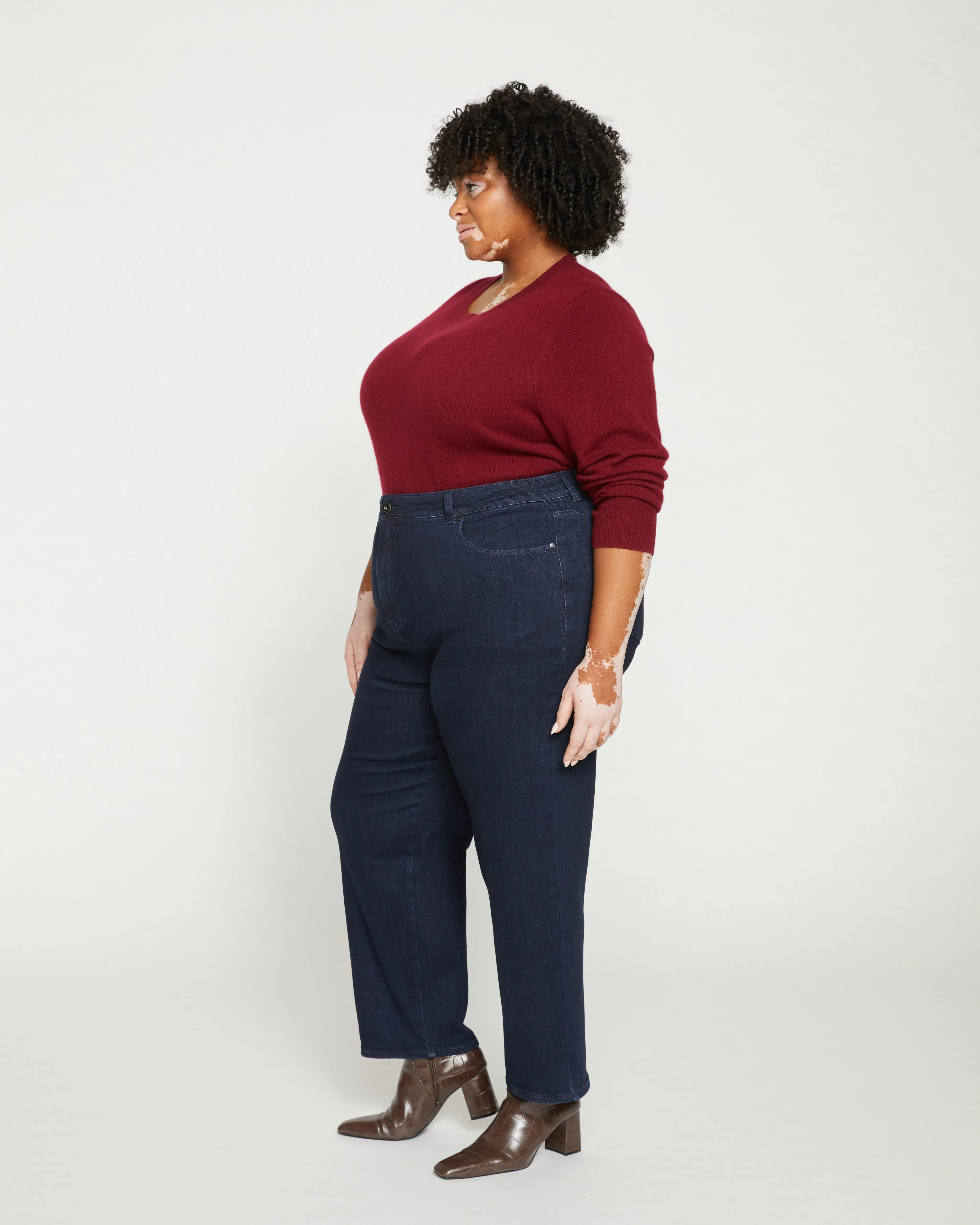 Donna High Rise Curve Straight Leg Jeans 27 Inch - Dark Indigo sold by Universal Standard product image thumbnail 3