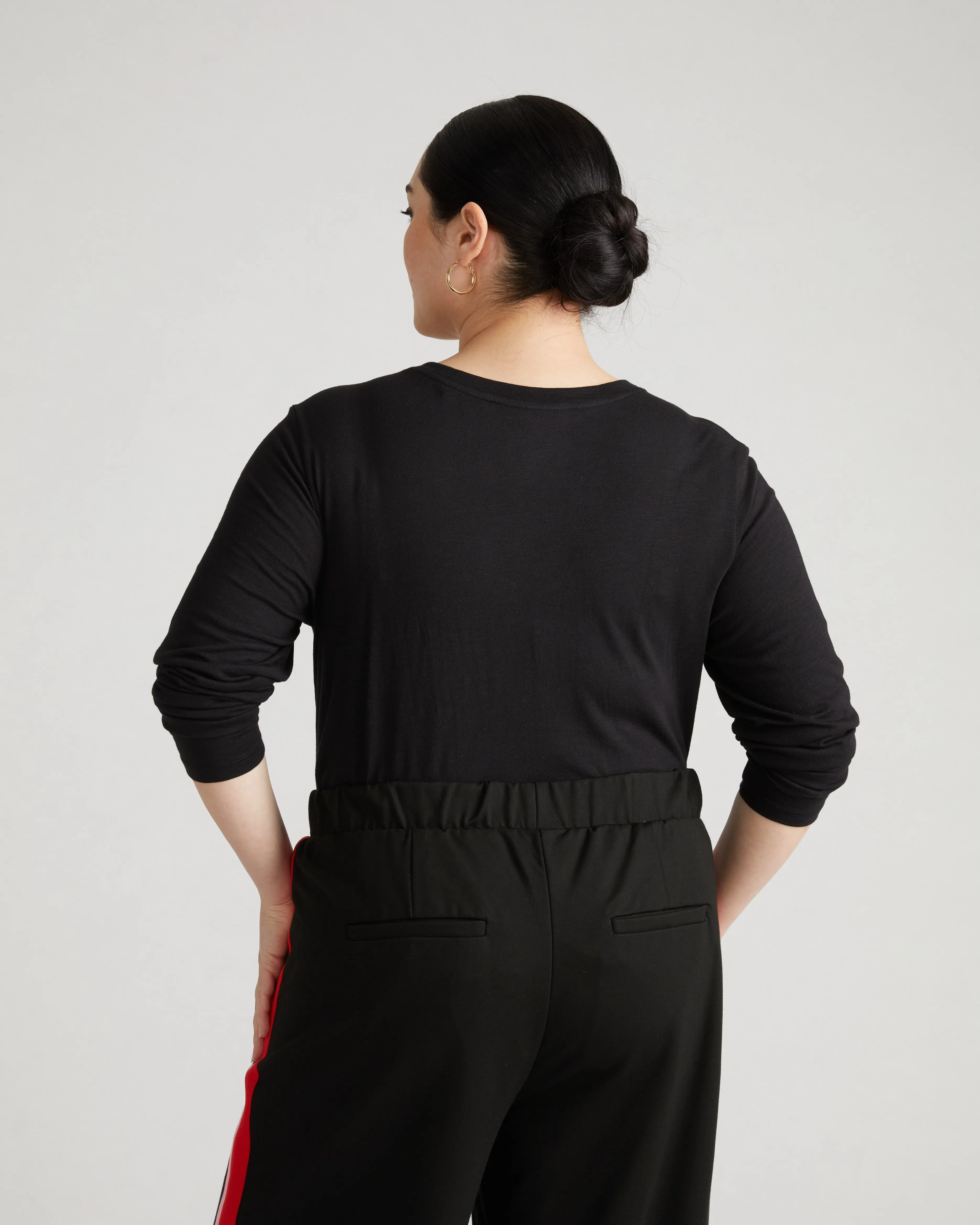 Light-As-Air Long Sleeve V Neck Tee - Black sold by Universal Standard product image thumbnail 4