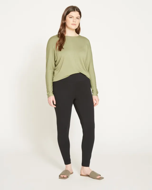 Everywear Leggings - Black sold by Universal Standard