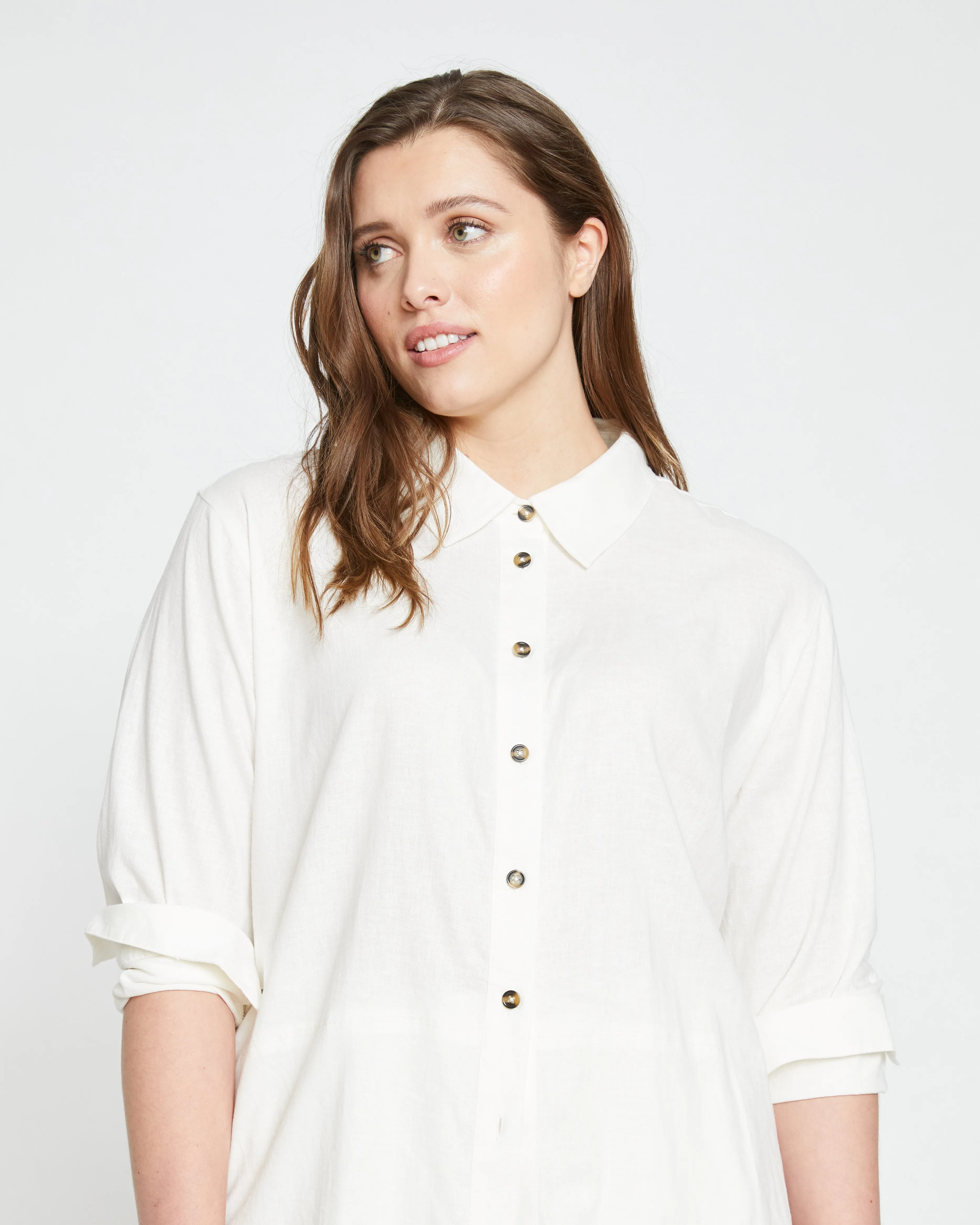 Dawn Linen Hi Low Tunic - White sold by Universal Standard