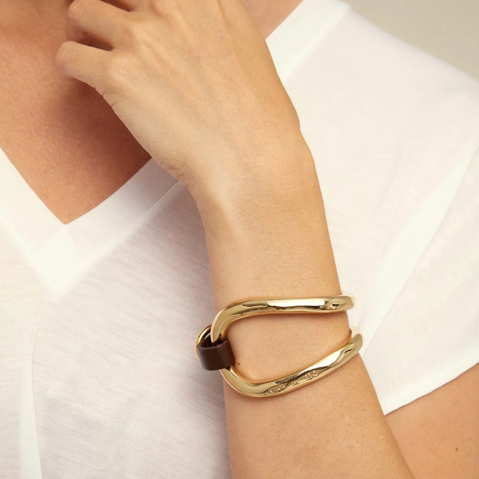 BITE BRACELET sold by UNO de 50 product image thumbnail 2