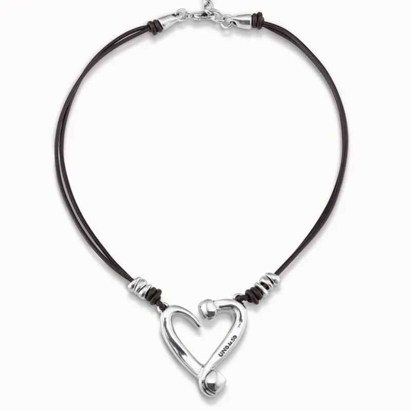 HEART NECKLACE sold by UNO de 50