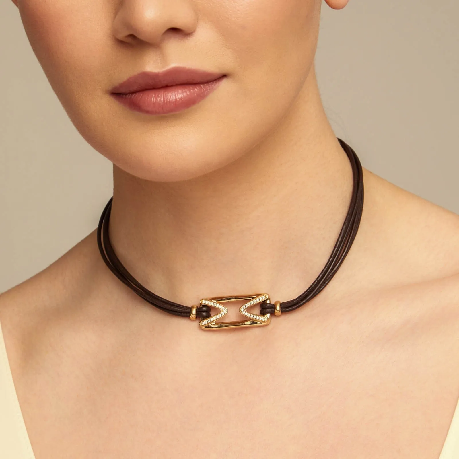 THE ONE TOPAZ NECKLACE sold by UNO de 50 product image thumbnail 4