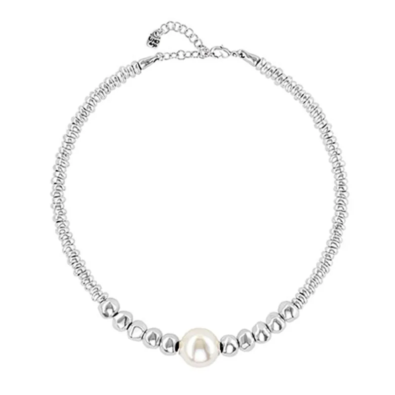 MOODY NECKLACE sold by UNO de 50