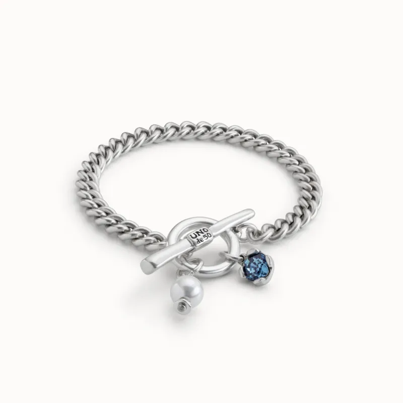 TWO EXPEARLTIONAL BRACELET sold by UNO de 50