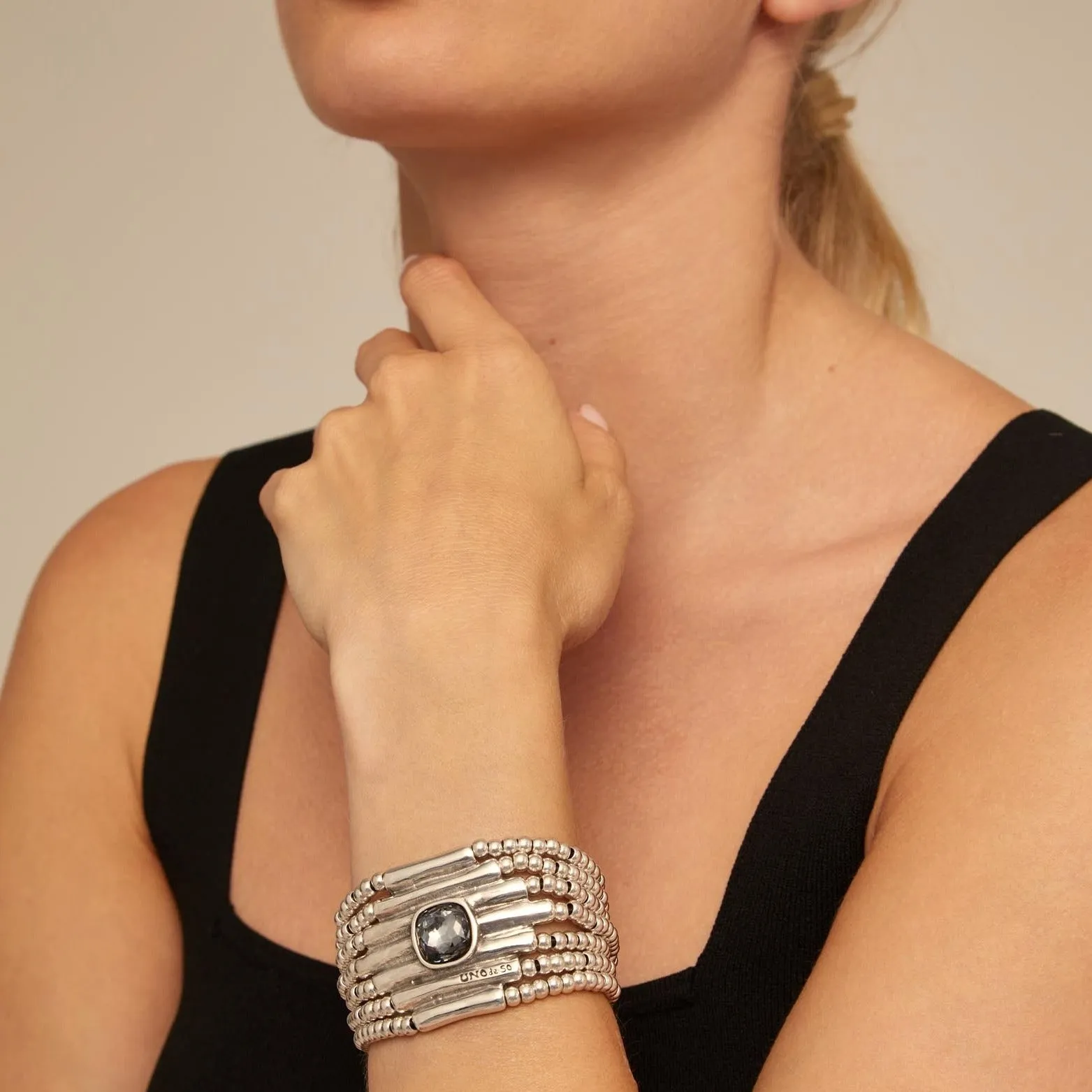 INFINITE BRACELET sold by UNO de 50 product image thumbnail 2