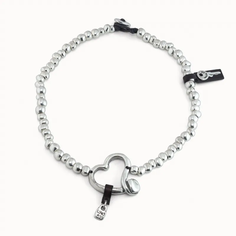 HEARTFELT NECKLACE sold by UNO de 50