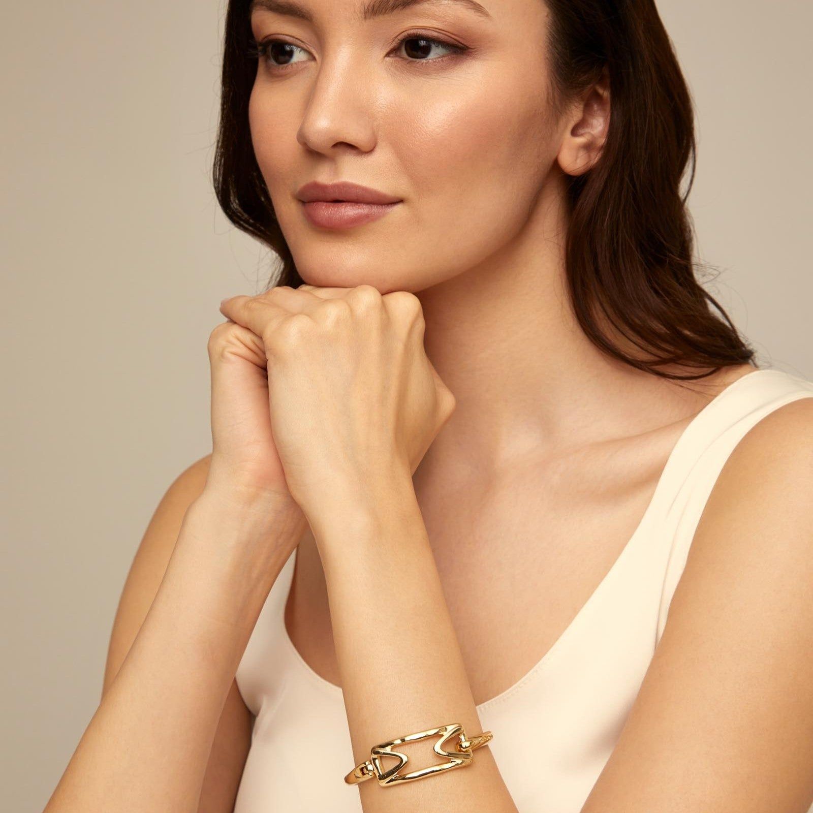 STAND OUT BRACELET sold by UNO de 50 product image thumbnail 2