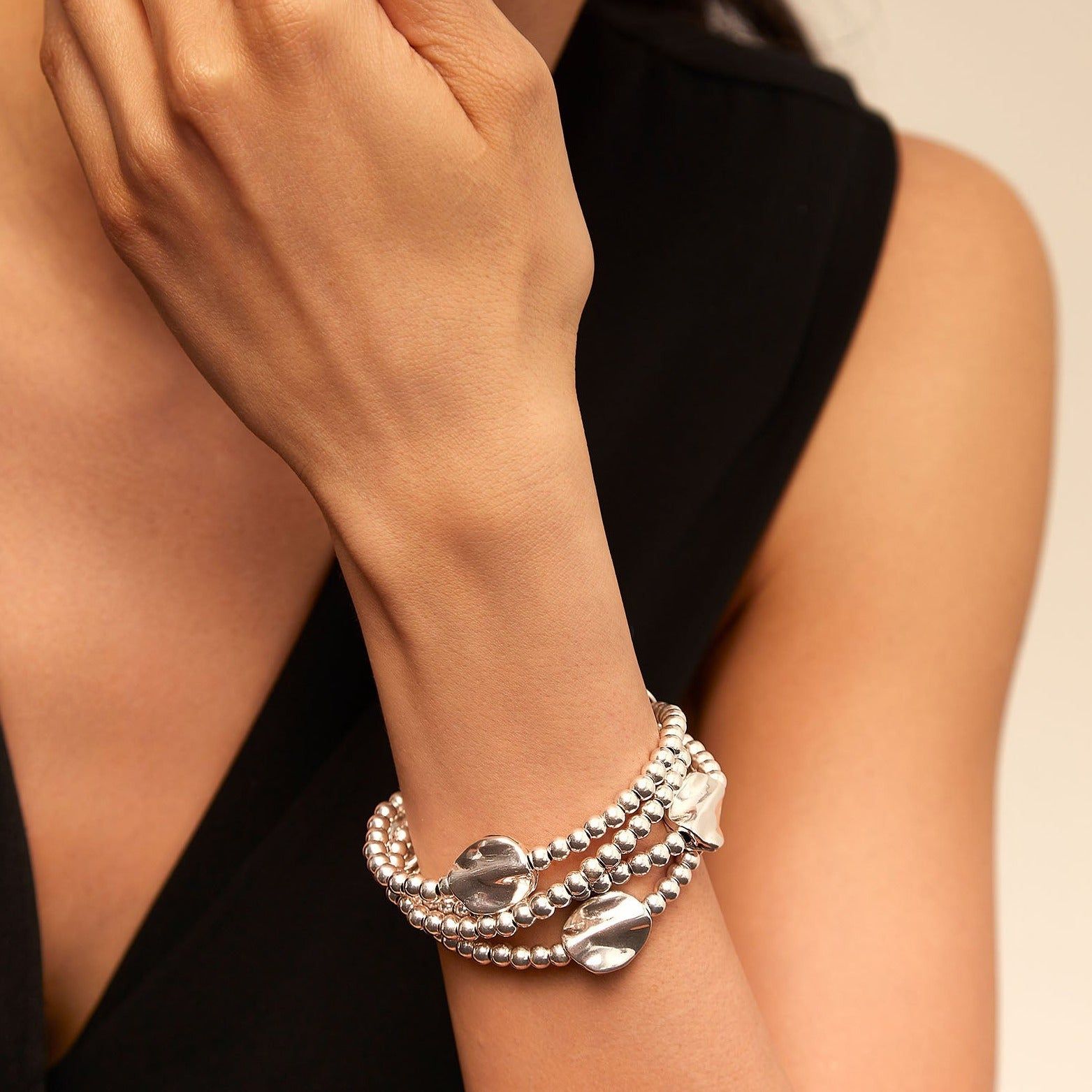 A BEAUTIFUL MIND BRACELET sold by UNO de 50 product image thumbnail 2