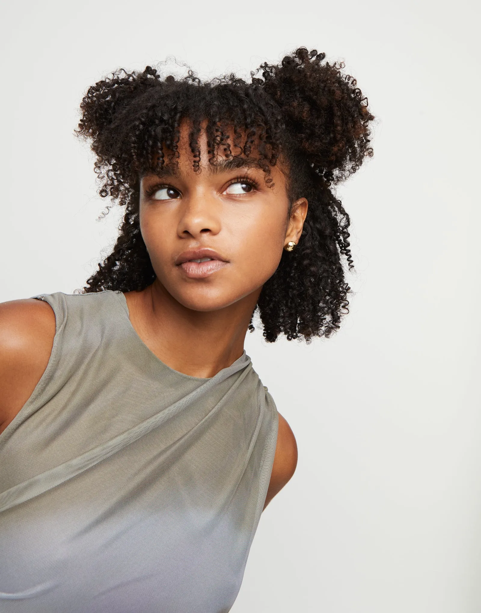 SER INTREPIDA SPHERE STUD GOLD EARRINGS sold by UNO de 50 product image thumbnail 4