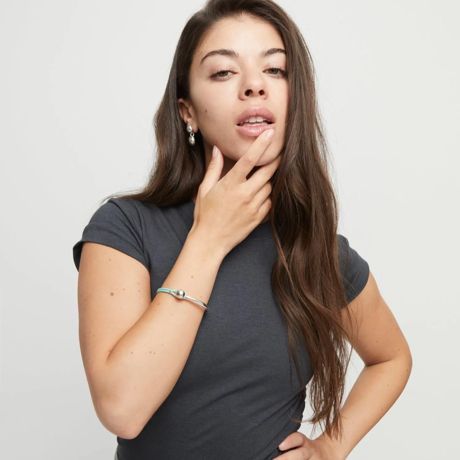 SER INTREPIDA SMALL SPHERE TURQUOISE LEATHER MIX SILVER BRACELET sold by UNO de 50 product image thumbnail 2