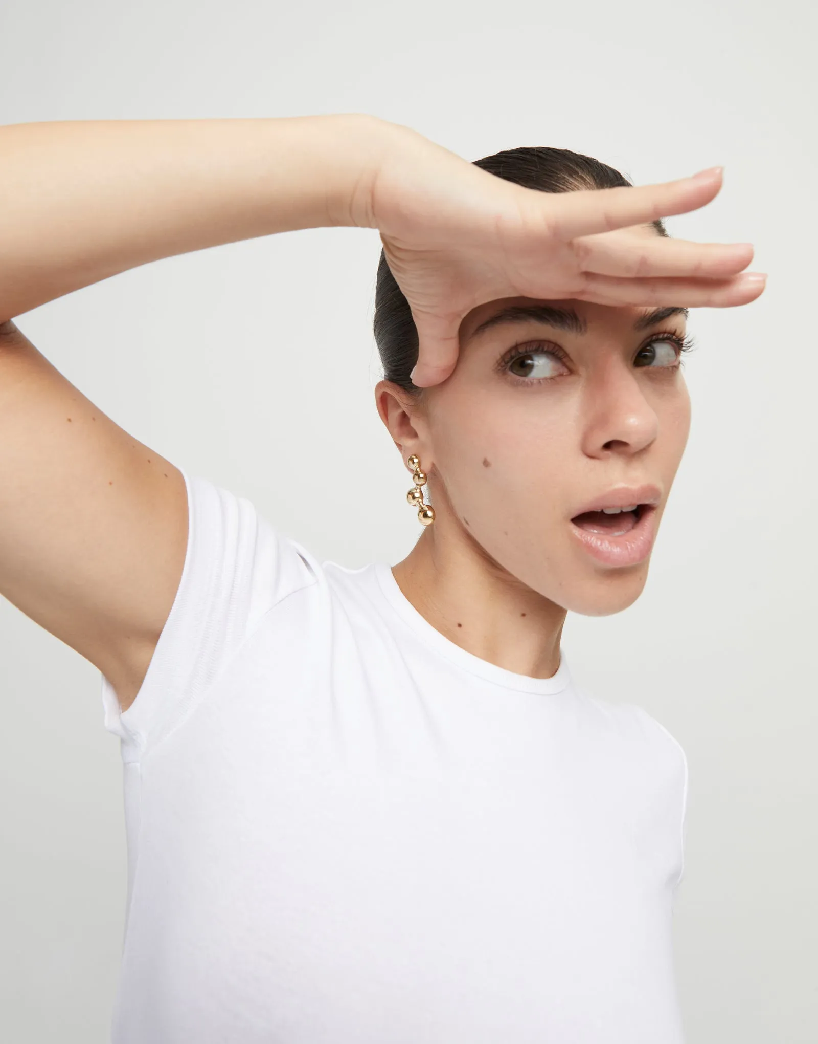 SER INTREPIDA RANDOM SPHERE DROP GOLD EARRINGS sold by UNO de 50 product image thumbnail 3