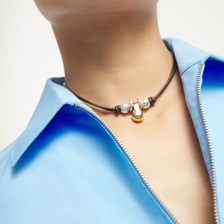 GRAVITY LEATHER NECKLACE sold by UNO de 50 product image thumbnail 2