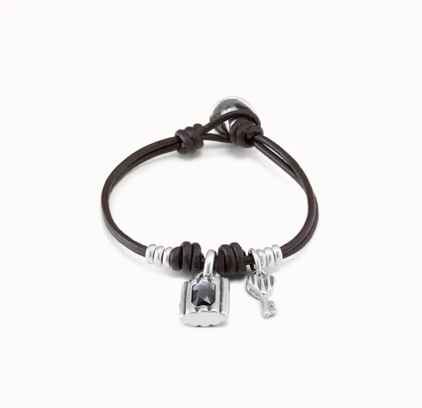 LOCK BRACELET sold by UNO de 50