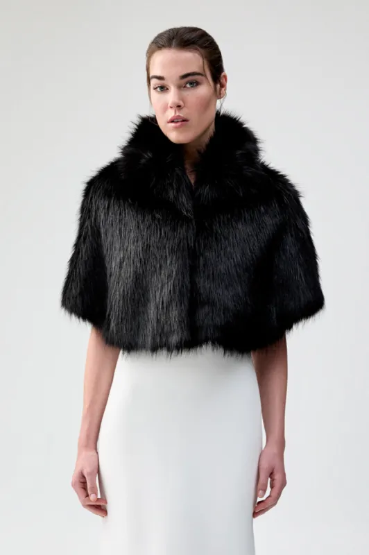 Nord Cape - Black sold by Unreal Fur