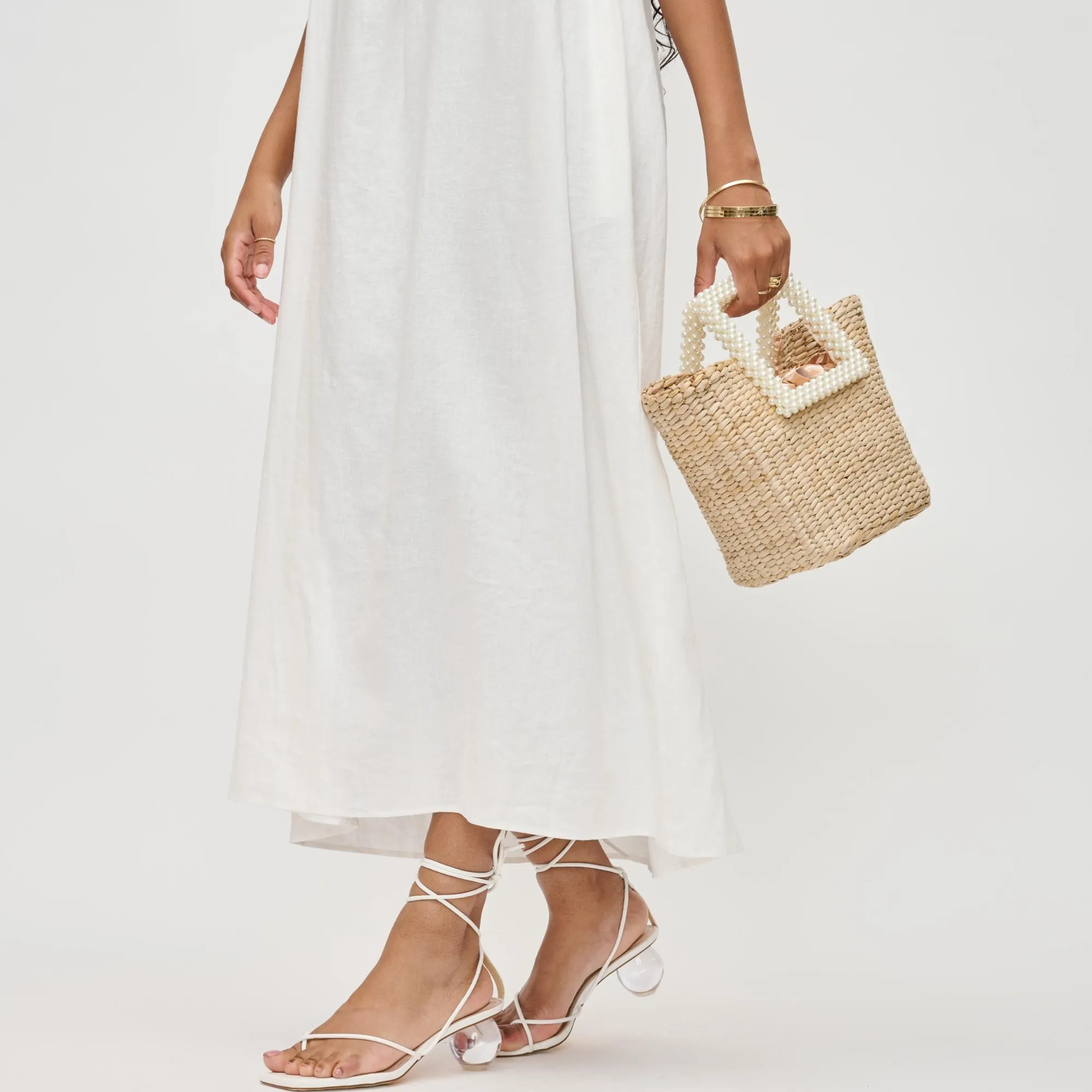 Whitsunday Tote sold by Urban Expressions product image thumbnail 3