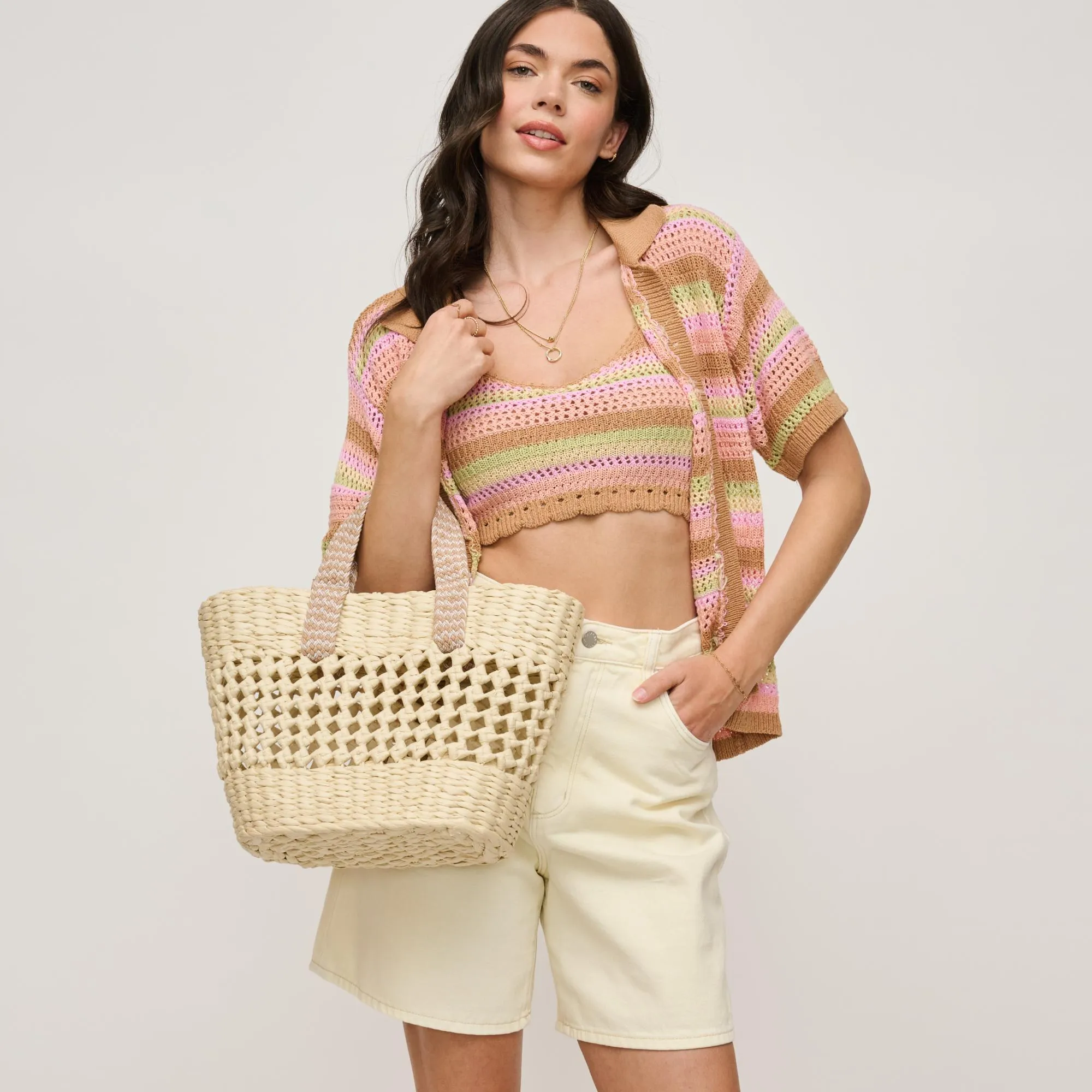 June Tote sold by Urban Expressions product image thumbnail 2