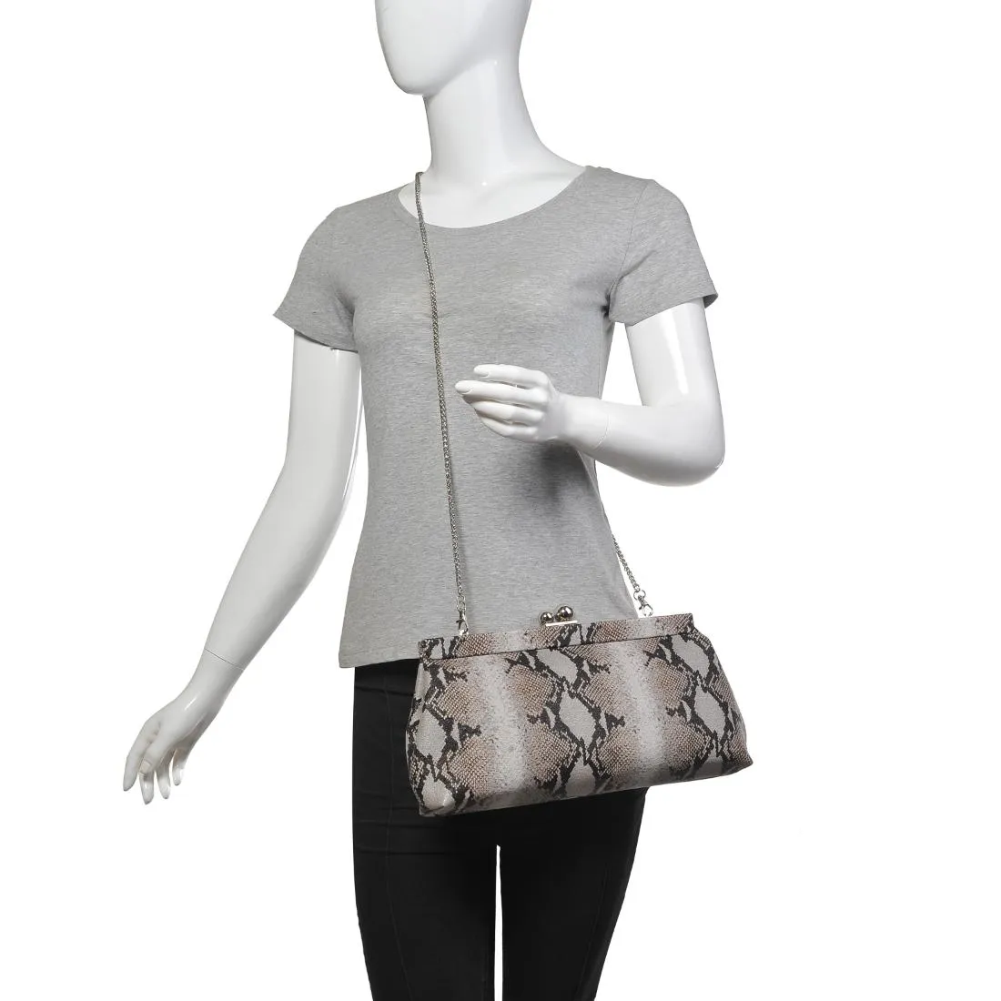 Joplin - Kisslock Clutch sold by Urban Expressions product image thumbnail 5