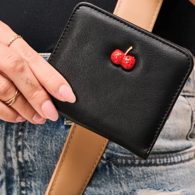 Lucy Wallet made by Urban Expressions