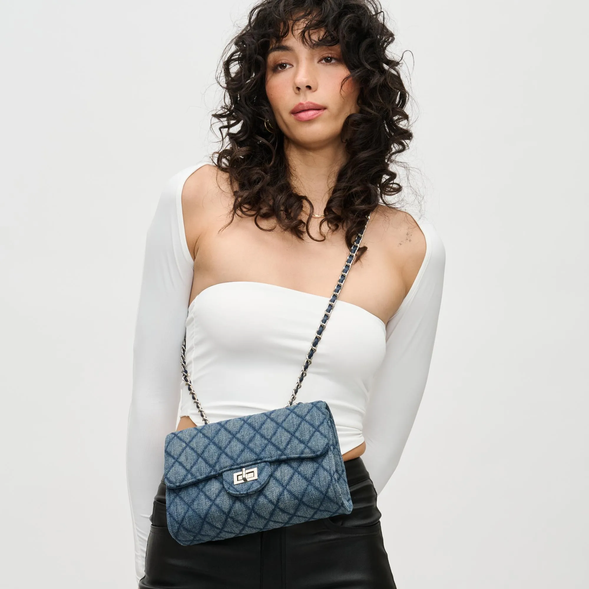 Tinky Crossbody sold by Urban Expressions product image thumbnail 2