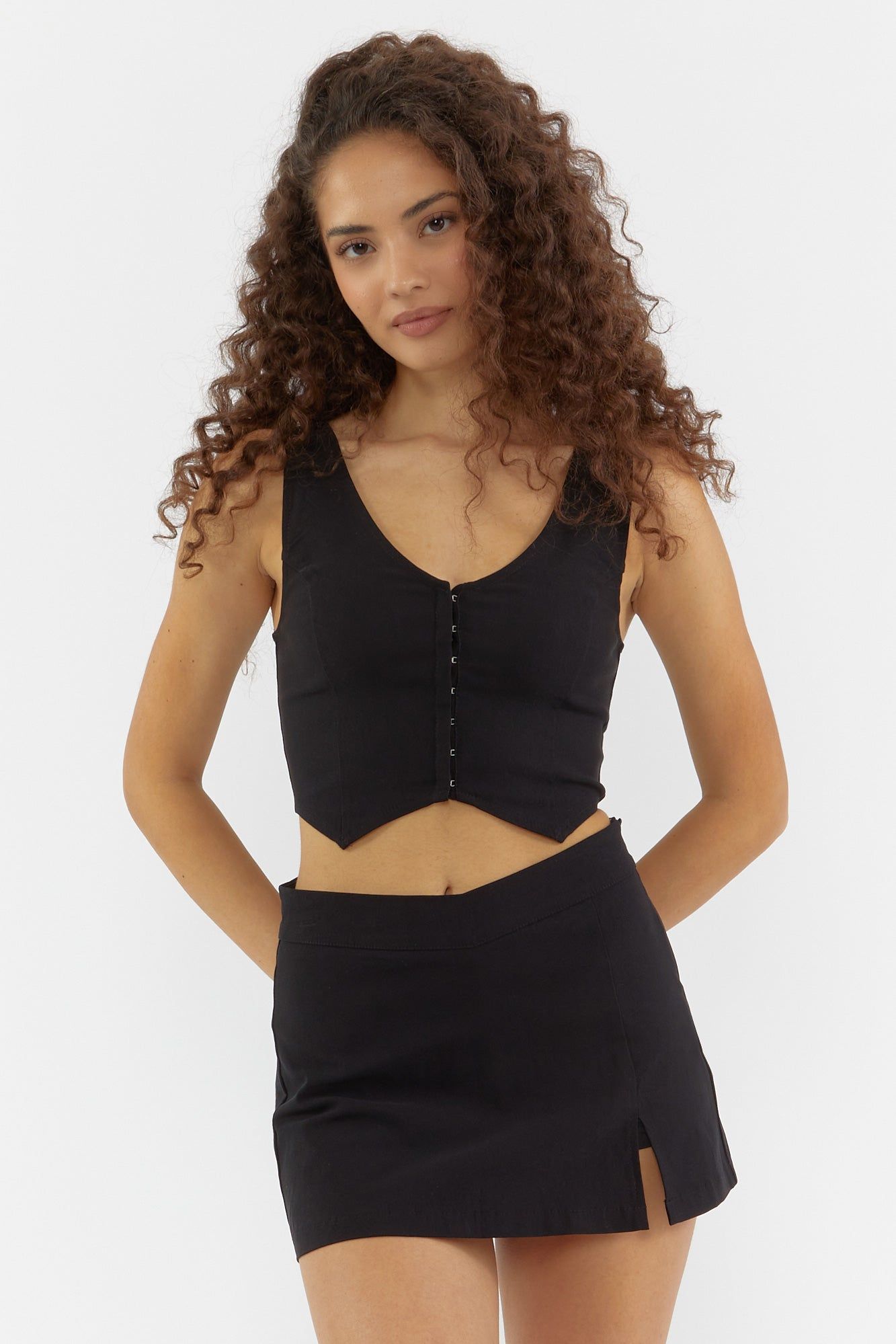 Minijupe-short avec fente latérale sold by Urban Planet product image thumbnail 5