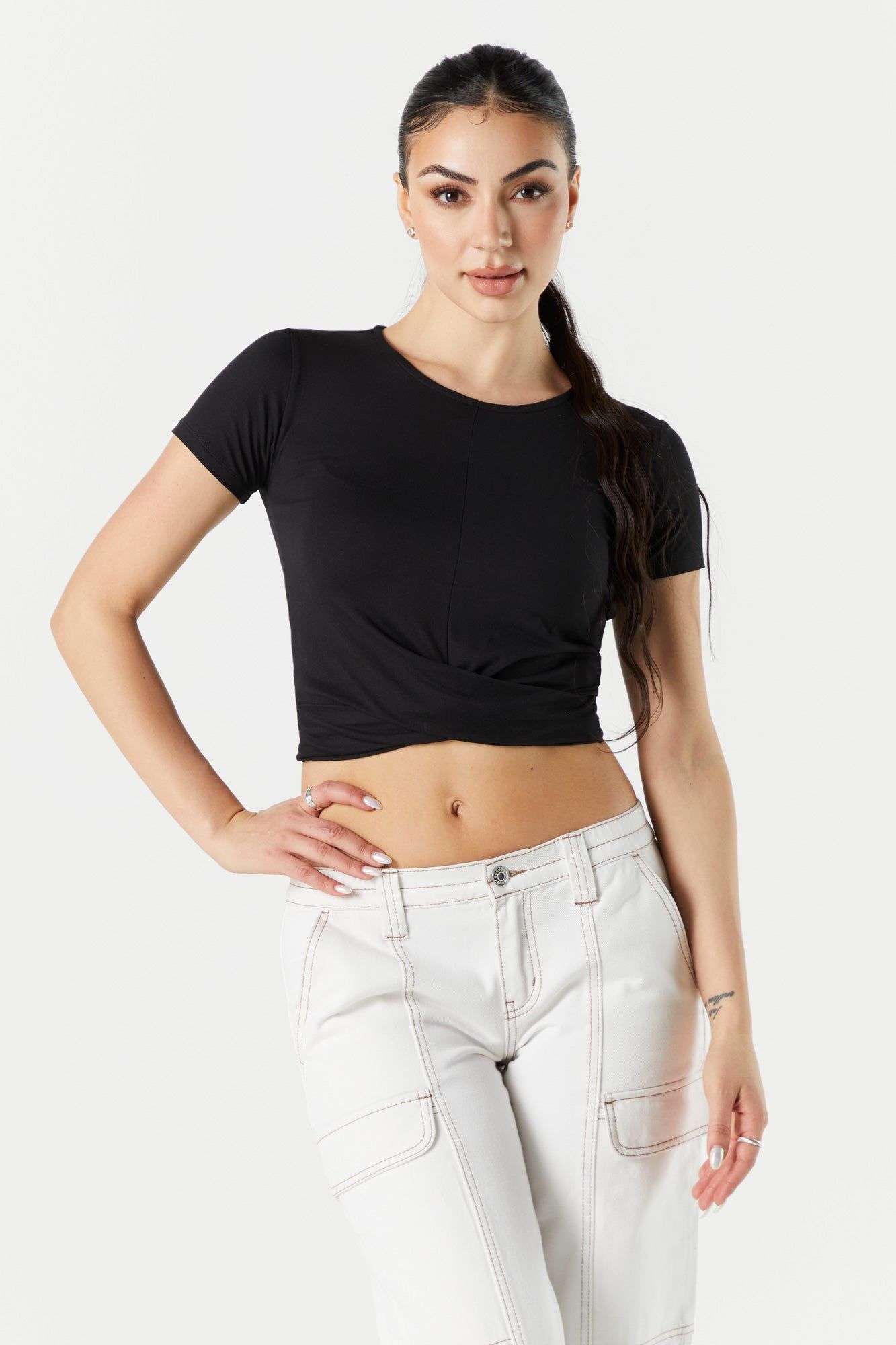 Haut court noué sold by Urban Planet product image thumbnail 4