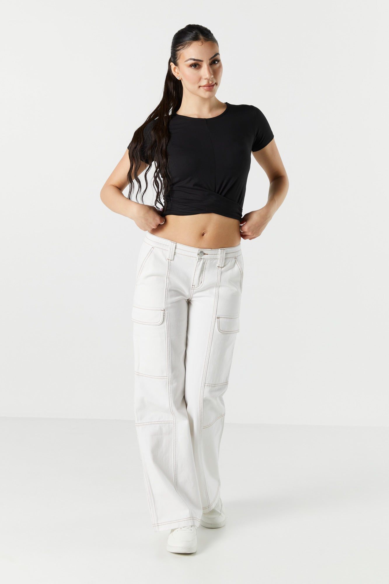 Haut court noué sold by Urban Planet product image thumbnail 6