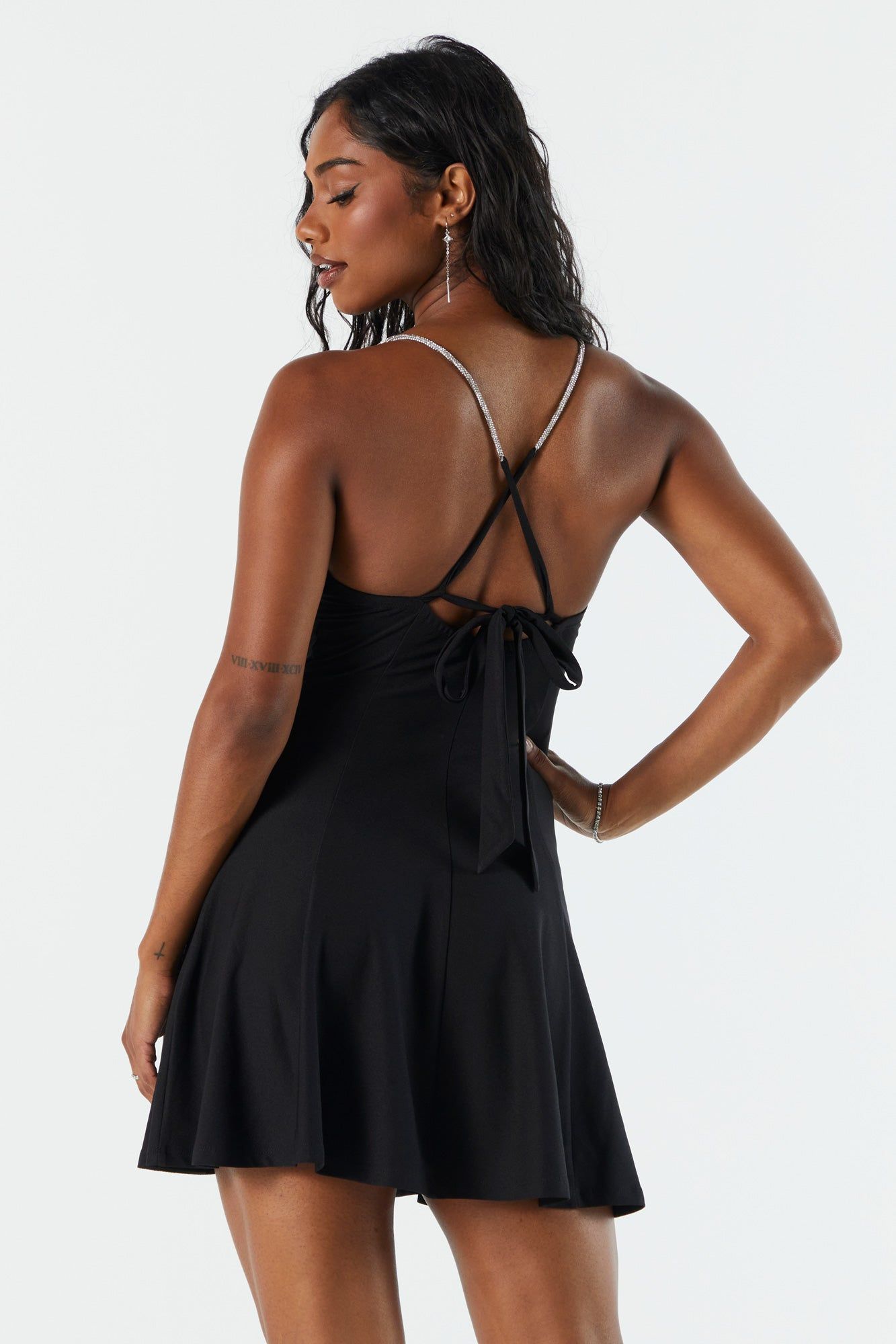 Robe à jupe virevoltante avec bretelles ornées de pierres du Rhin sold by Urban Planet product image thumbnail 3