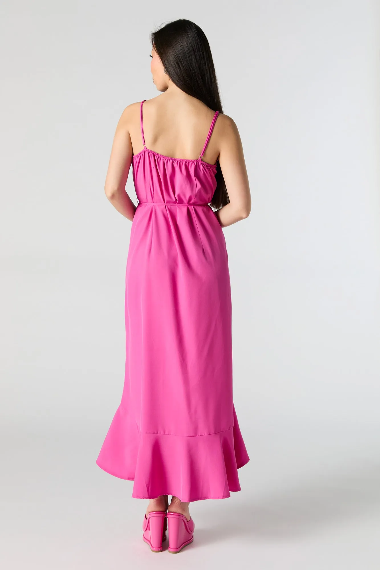 Robe midi boutonnée volantée avec attache sold by Urban Planet product image thumbnail 2