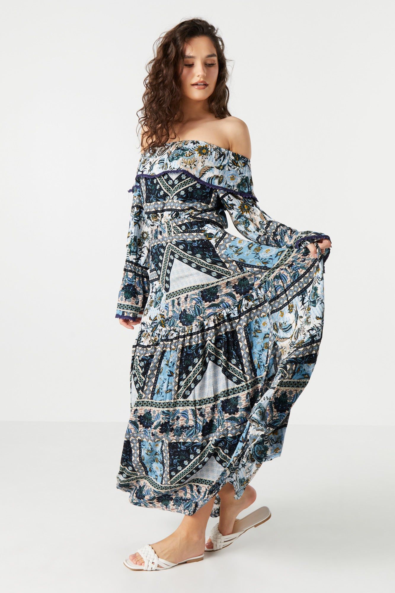 Jupe maxi évasée fleurie avec fente sold by Urban Planet product image thumbnail 5