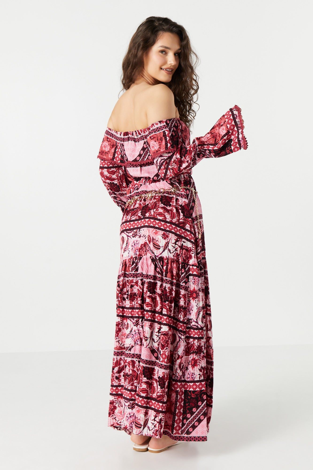 Jupe maxi évasée fleurie avec fente sold by Urban Planet product image thumbnail 3