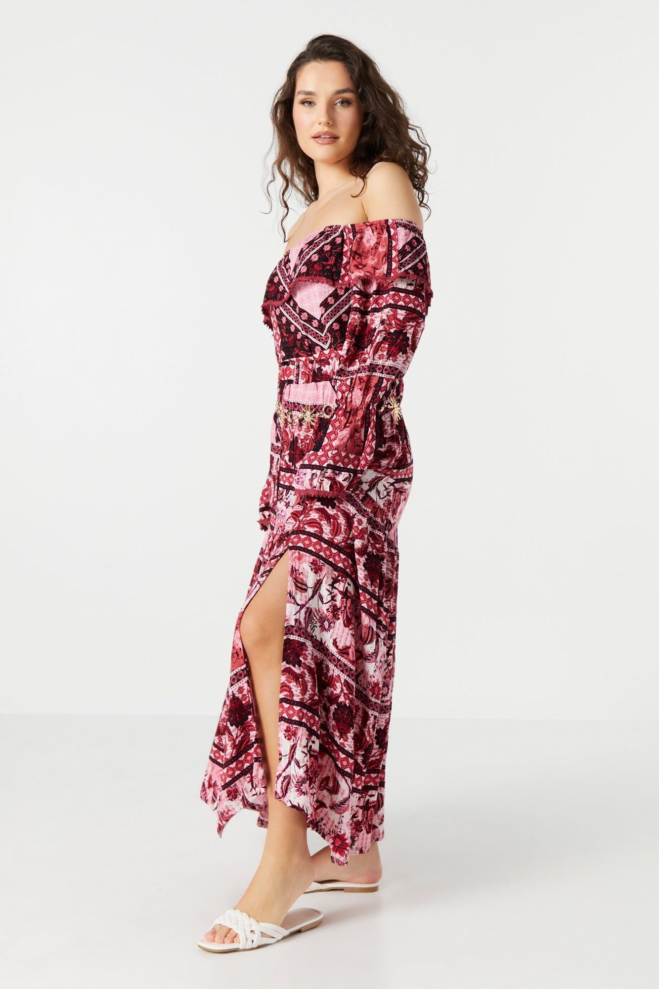 Jupe maxi évasée fleurie avec fente sold by Urban Planet product image thumbnail 2