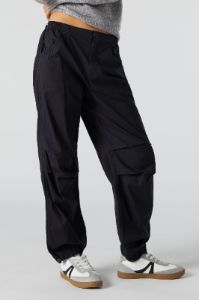 Jogger parachute sold by Urban Planet