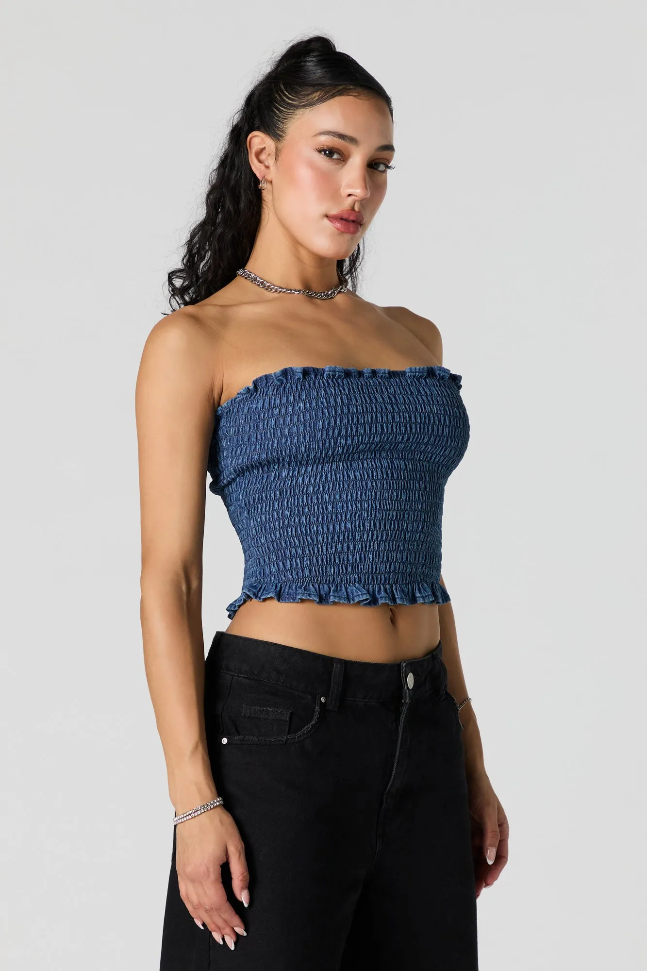 Haut tubulaire smocké en denim sold by Urban Planet product image thumbnail 4