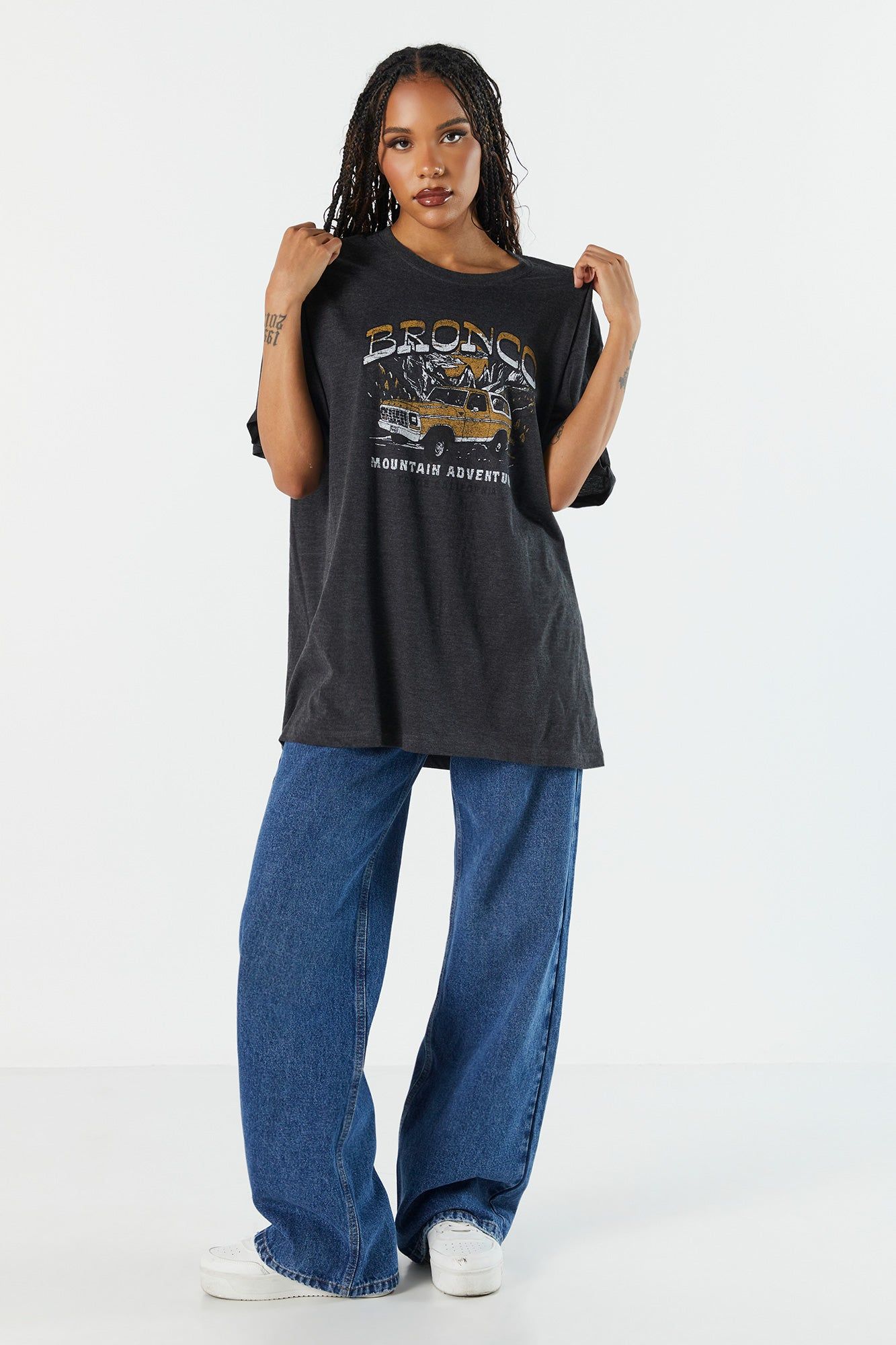T-shirt de coupe garçonne à imprimé Bronco sold by Urban Planet product image thumbnail 4